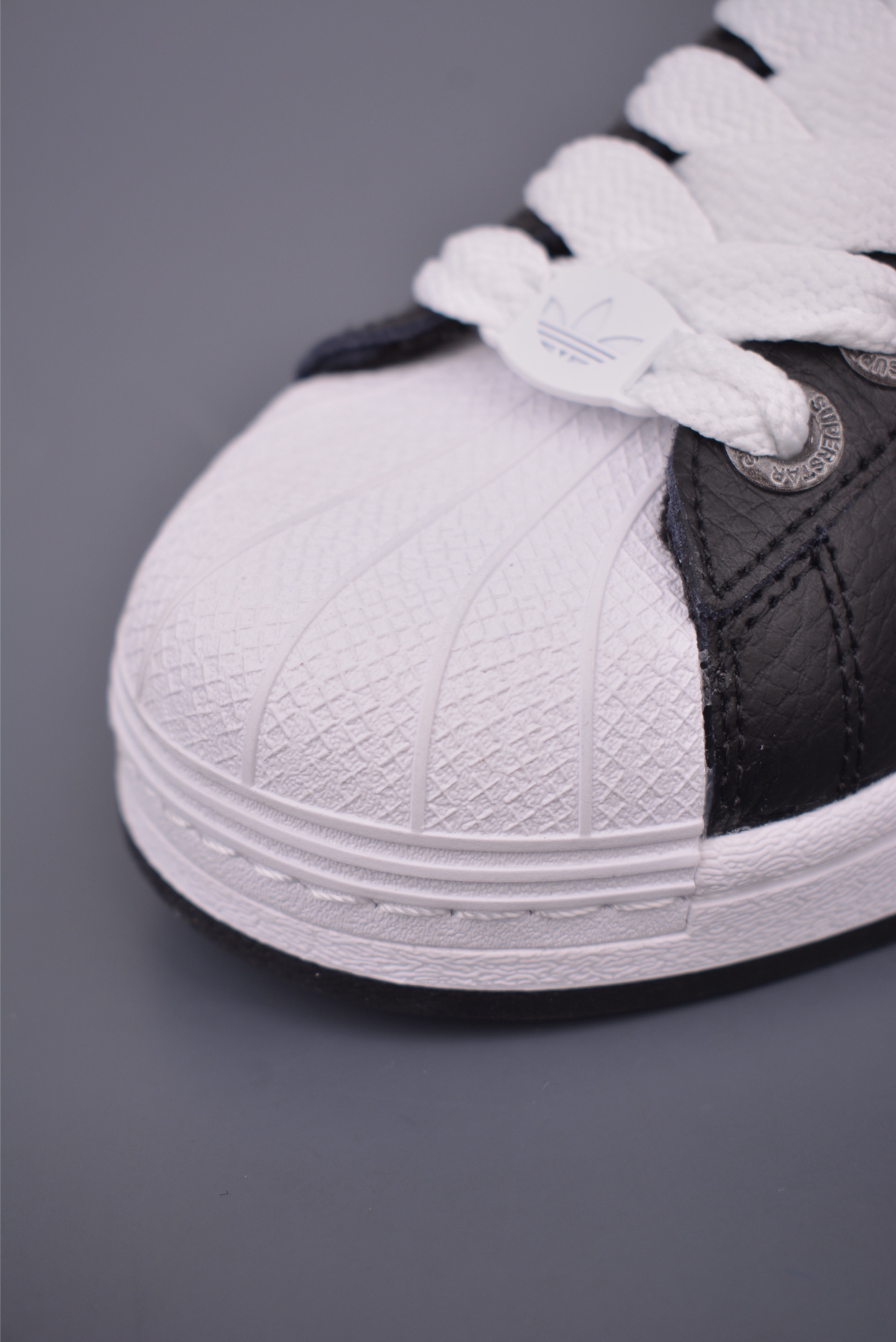 Adidas Originals Superstar 2nd Generation - Classic Shell Toe Sneakers 6 i1756077733597 7166 0 5