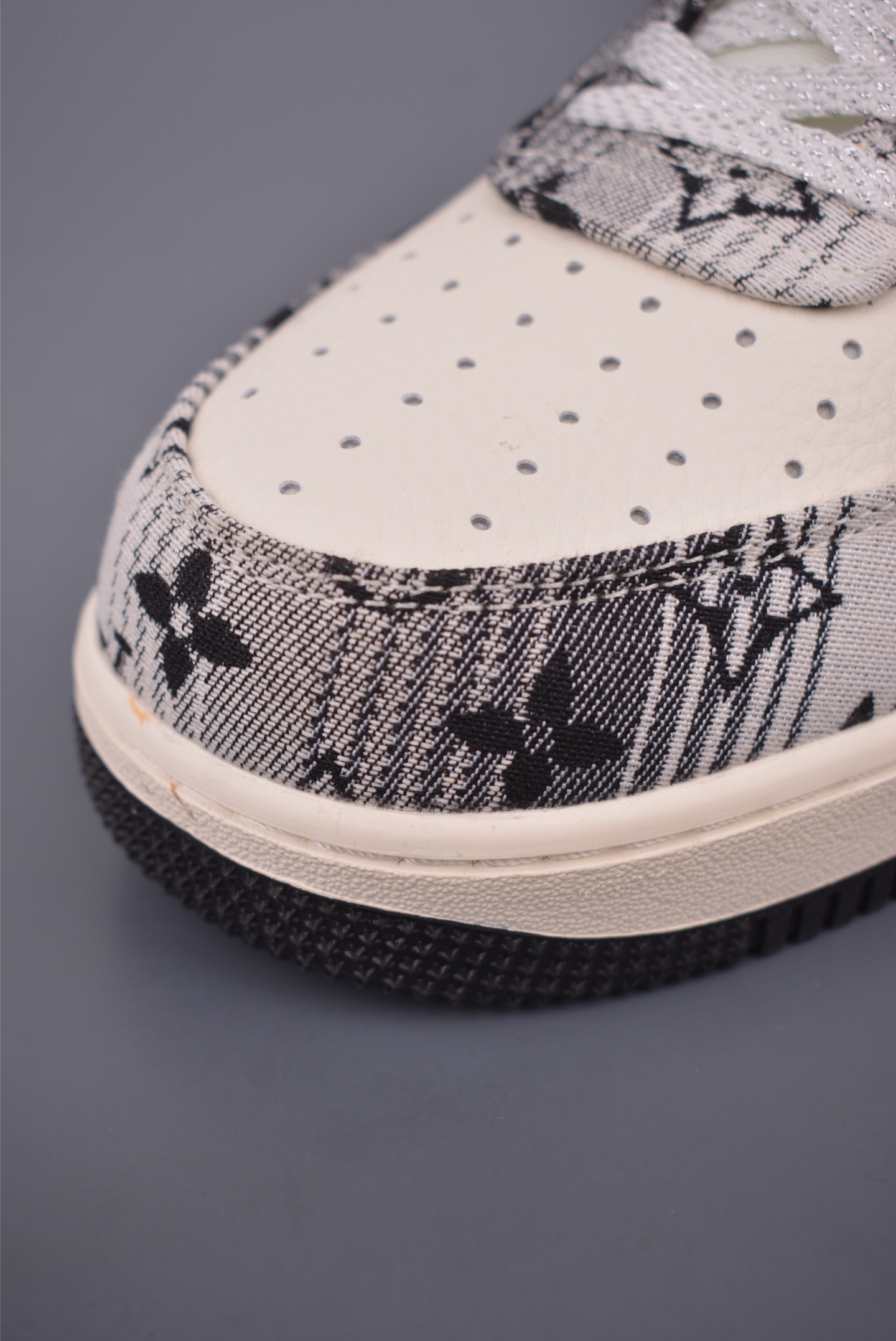 Nike Air Force 1 Low Louis Vuitton Collab Designer Fashion Sneakers 7 i1756078055090 9229 0 5