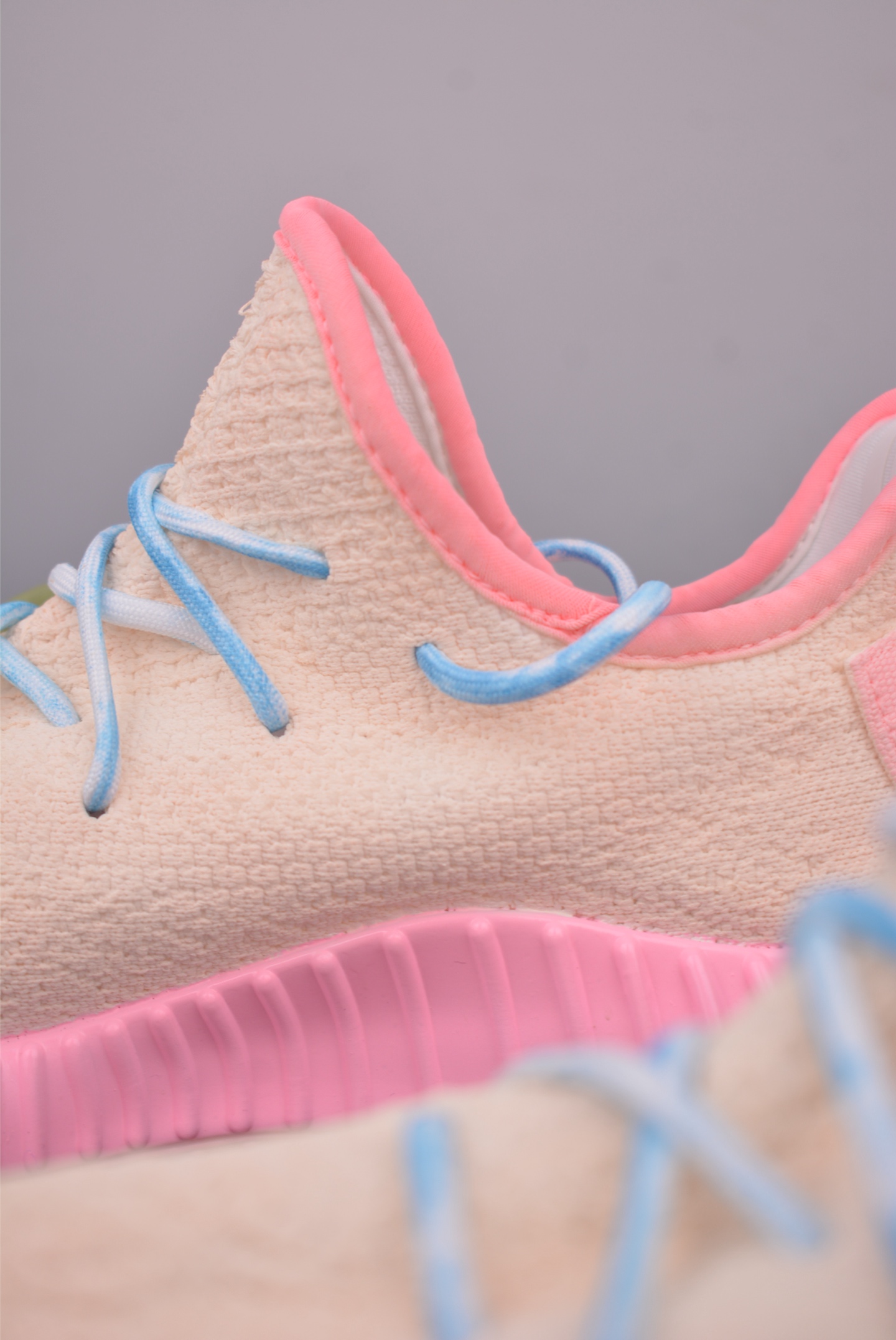 Yeezy Boost 350 V2: Primeknit, Reflective Details, and Full-Length Boost Midsole 8 i1756078091281 7655 0 7