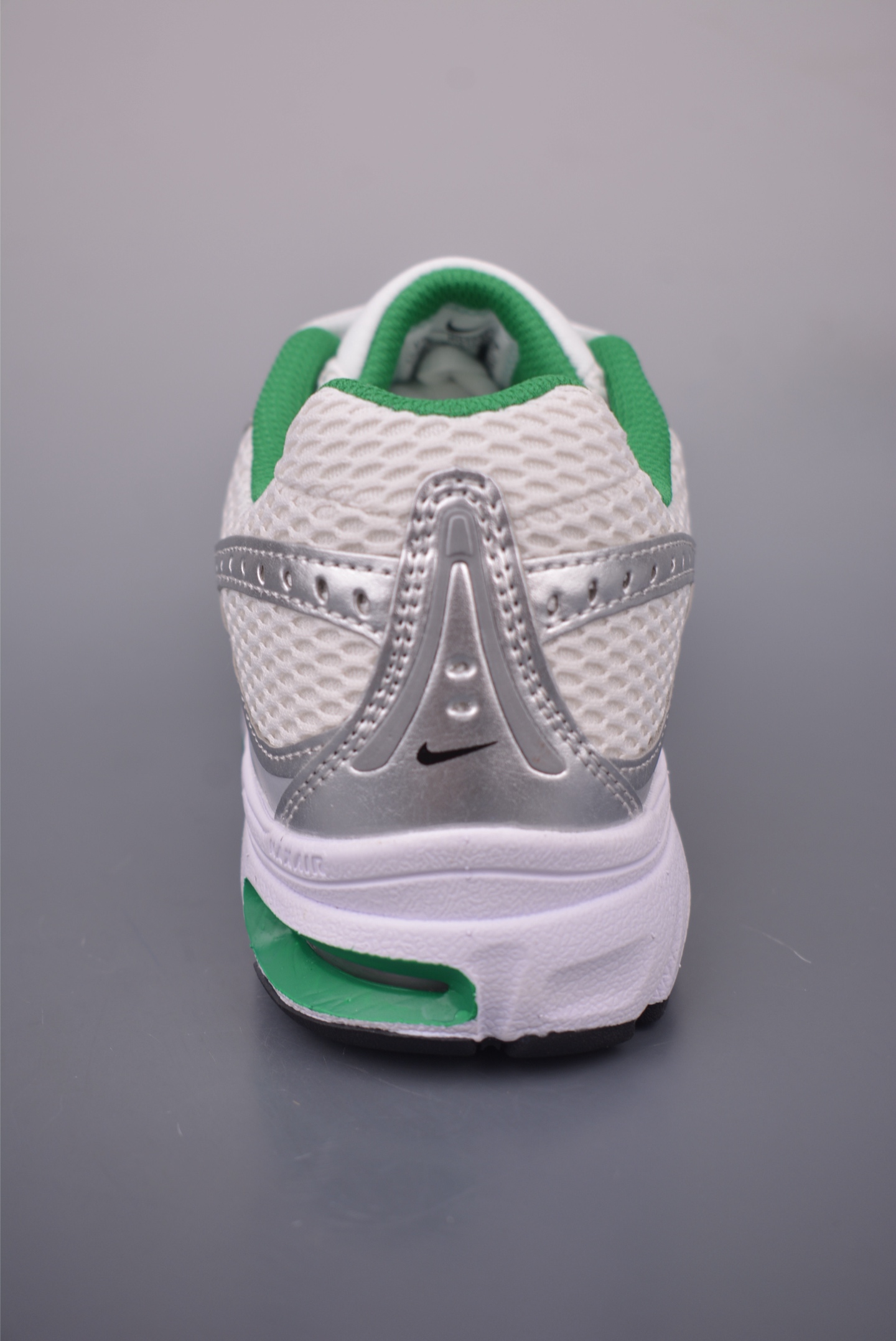 Nike Air Max Moto 2K White Green Running Shoes HQ20563324 5 i1756078312282 2922 0 3