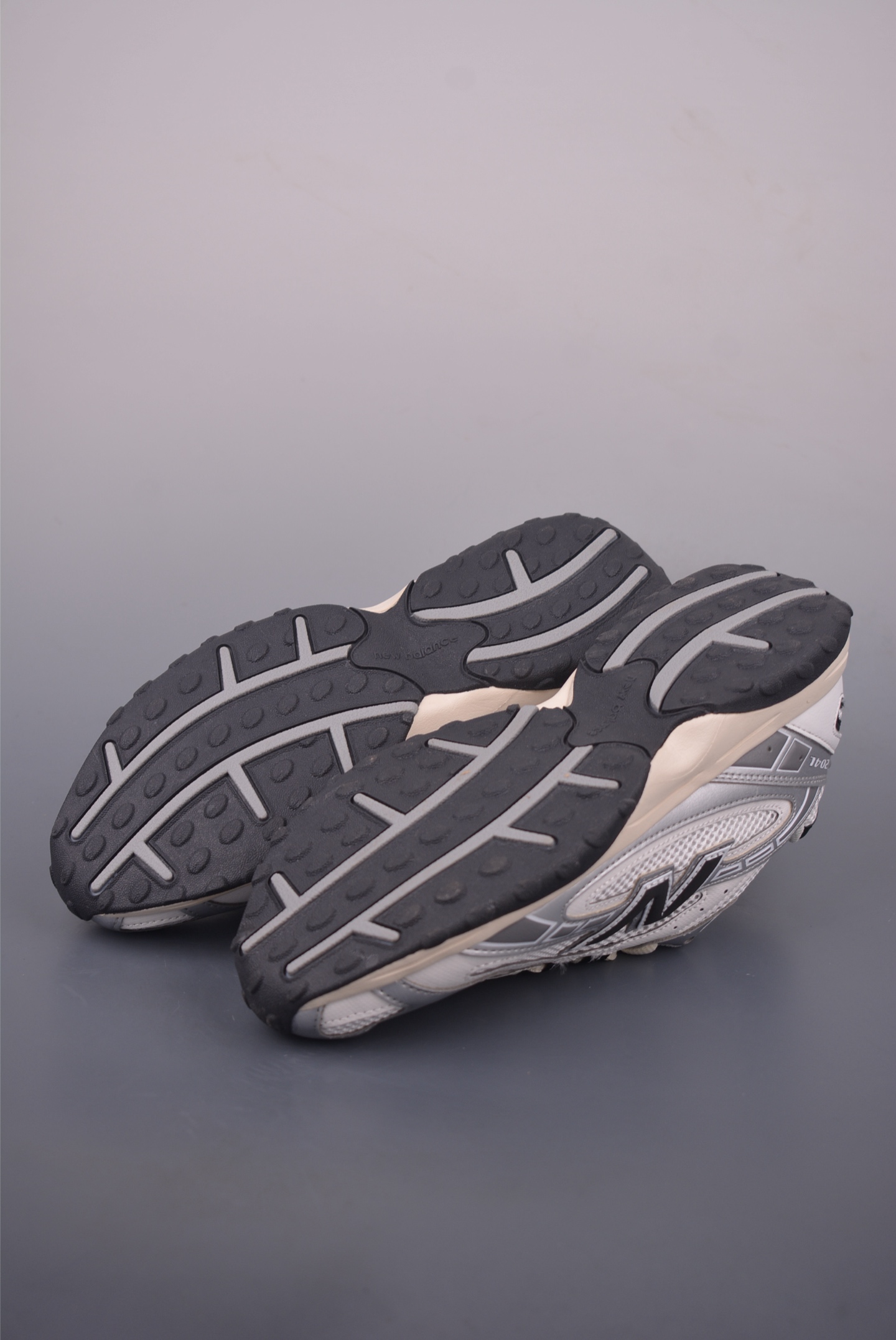 New Balance 204 Series Retro Casual Sneakers - Versatile Dad Running Shoes 4 i1756078712112 287 0 2