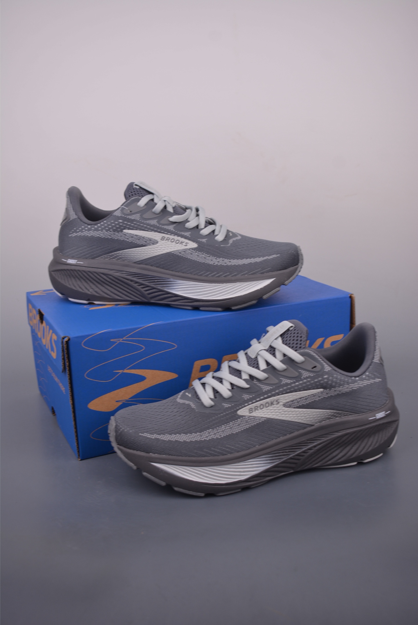Brooks Ghost 17 Running Shoes: Lightweight, Breathable, and Supportive 4 i1756078830410 5537 0 4