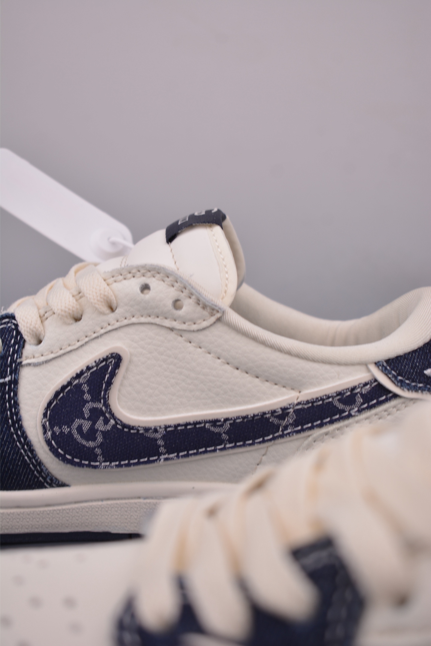 Fragment x Travis Scott x Guuci Air Jordan 1 Low 三方联名倒钩 LD2028