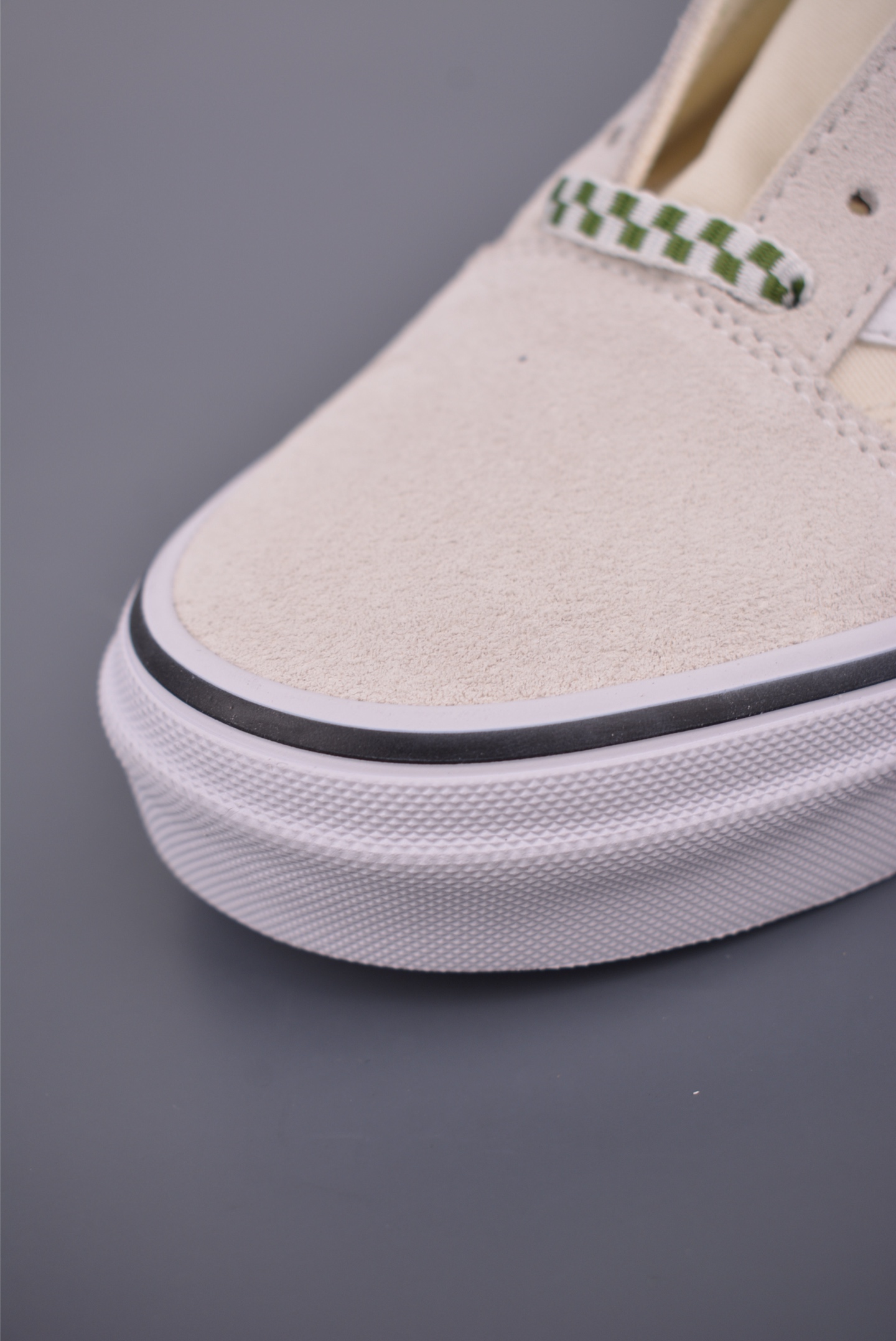 Vans Old Skool White & Green Canvas Suede Sneakers - Retro Street Style 6 i1756164320145 5713 0 5