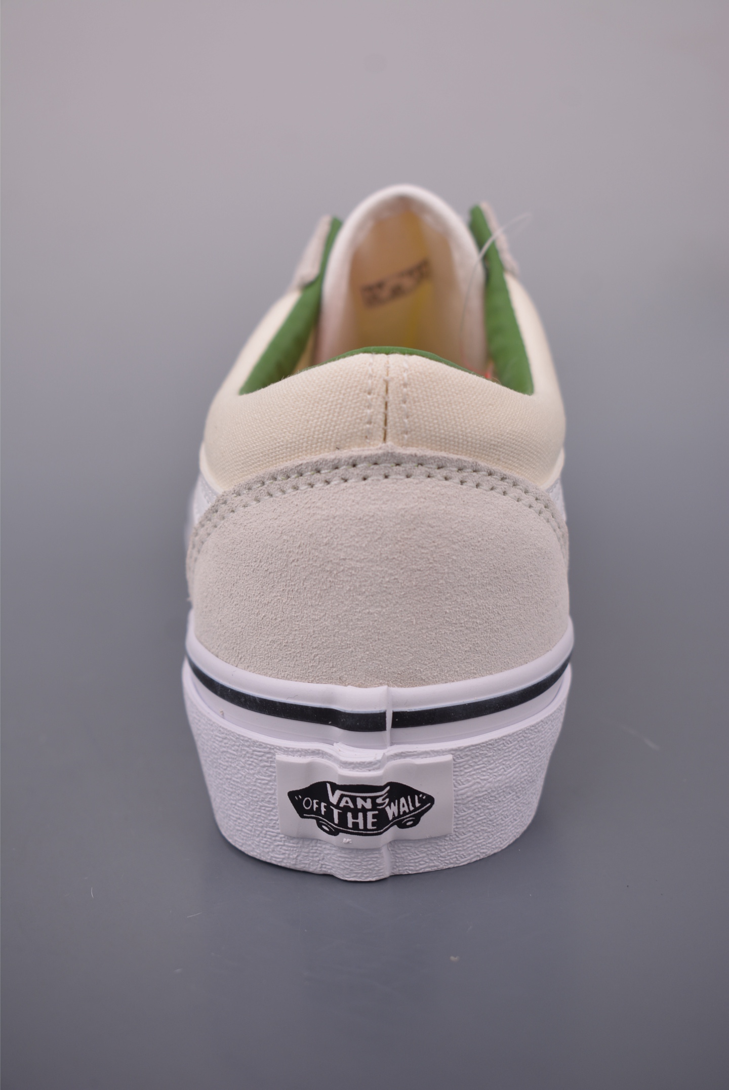 Vans Old Skool White & Green Canvas Suede Sneakers - Retro Street Style 4 i1756164321871 4232 0 3