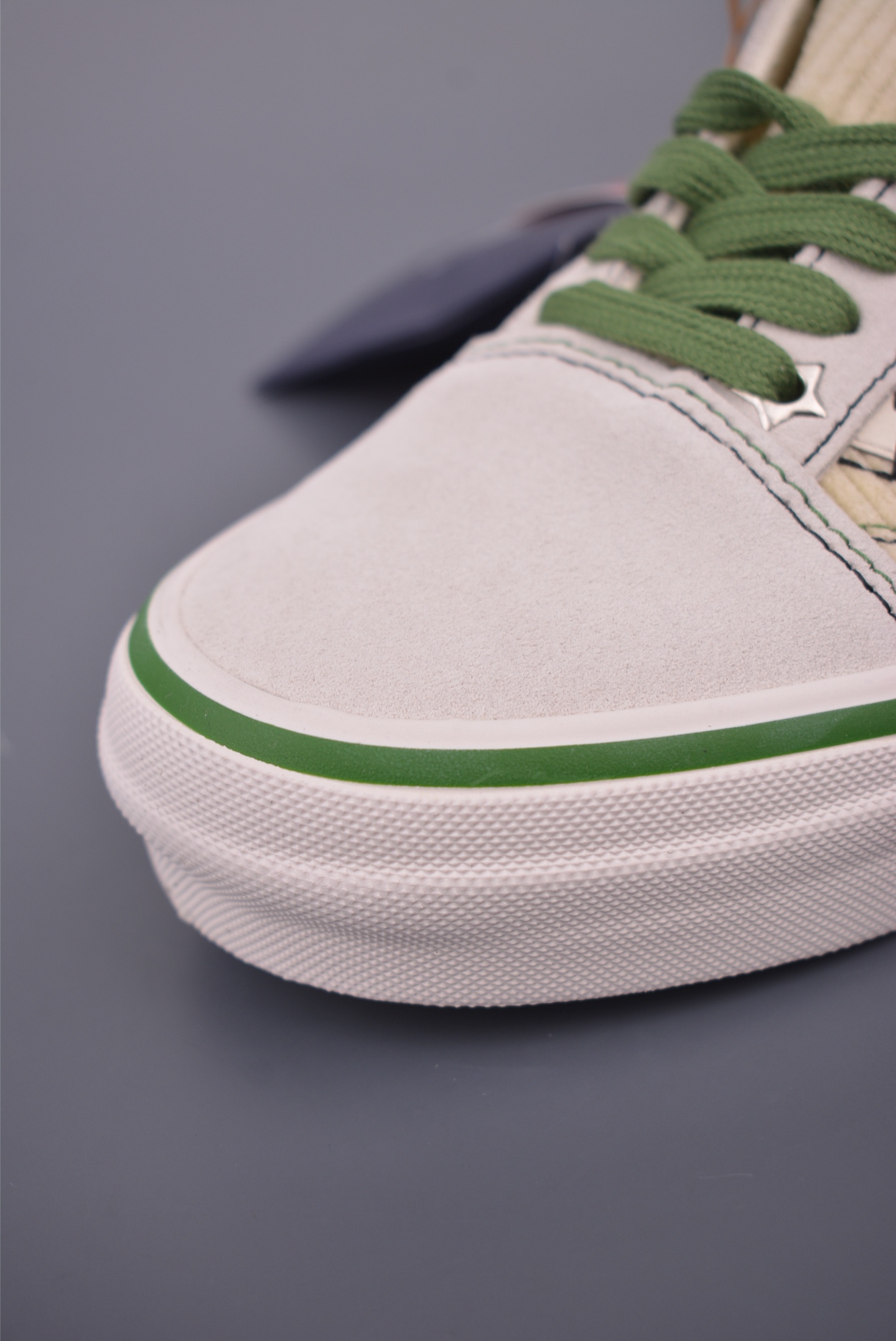 Vans Premium Old Skool Corduroy Sneakers with Bead Chain and Crystal Sole 7 i1756164367641 9922 0 5