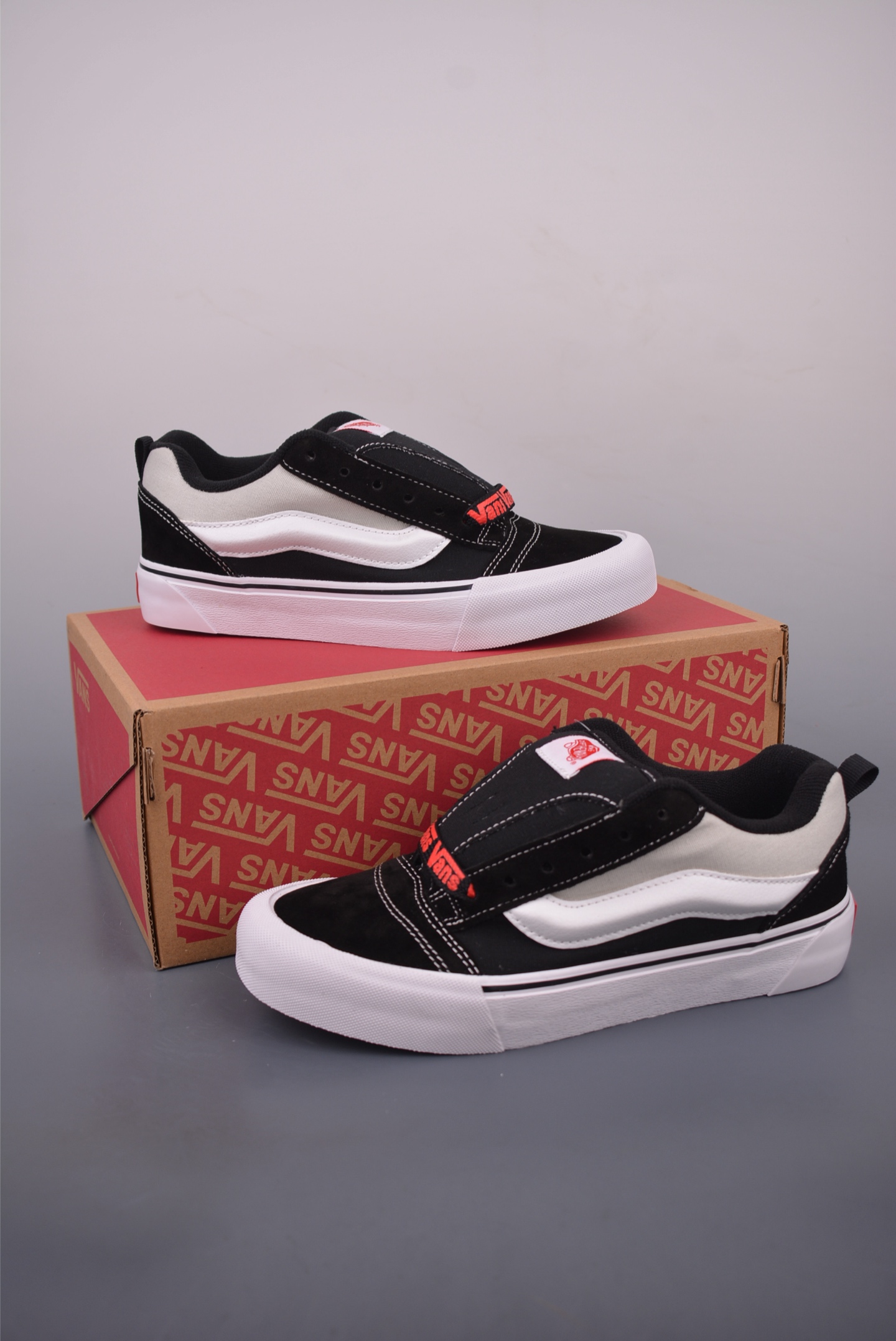 Vans Knu Skool Classics: Retro Canvas Bread Shoes - White, Comfortable, Stylish 3 i1756164415183 8684 0 4