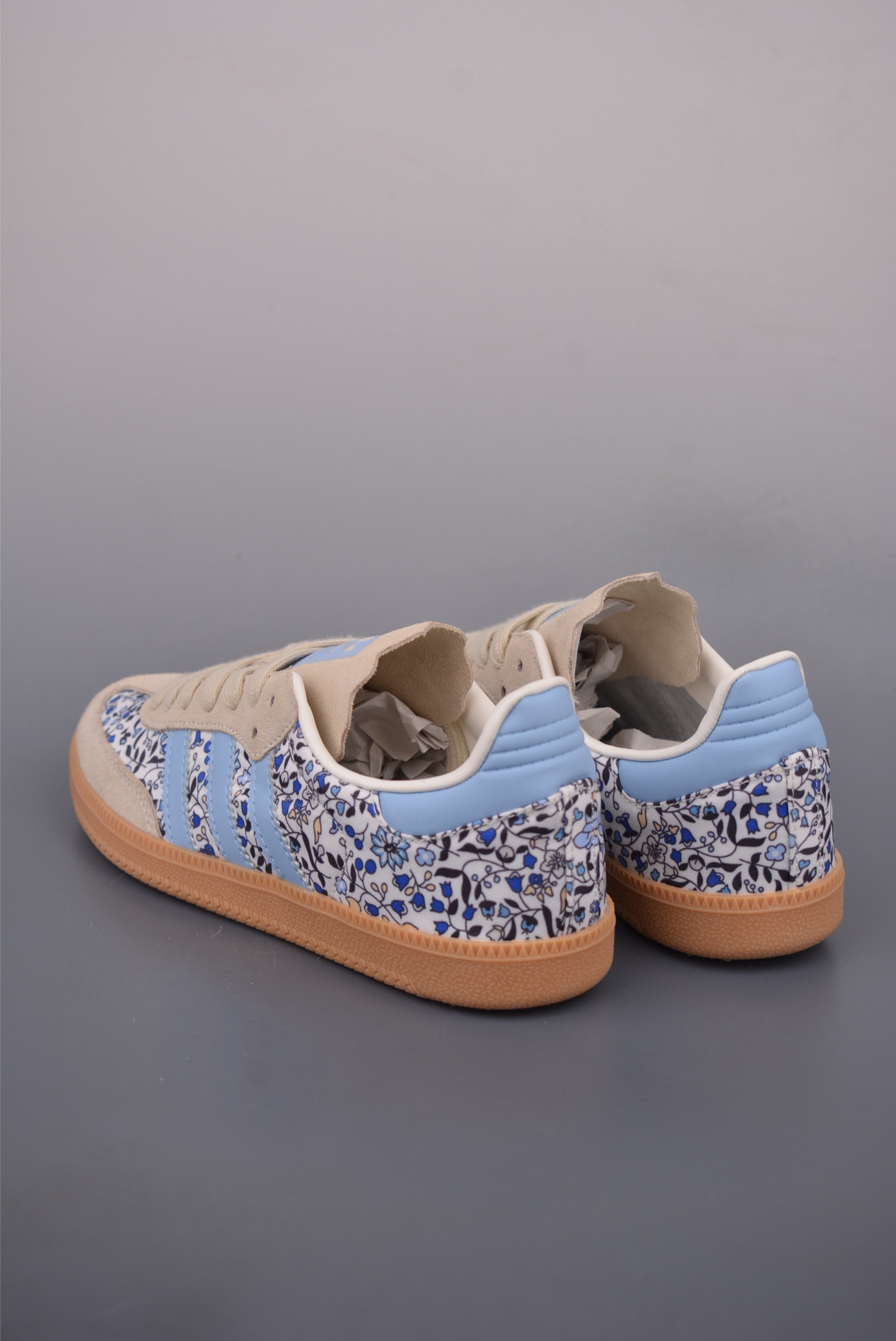 Adidas Samba OG Casual Sneakers - Floral Accents, Classic Style, Comfort Fit 2 i1756165235243 8122 0 1