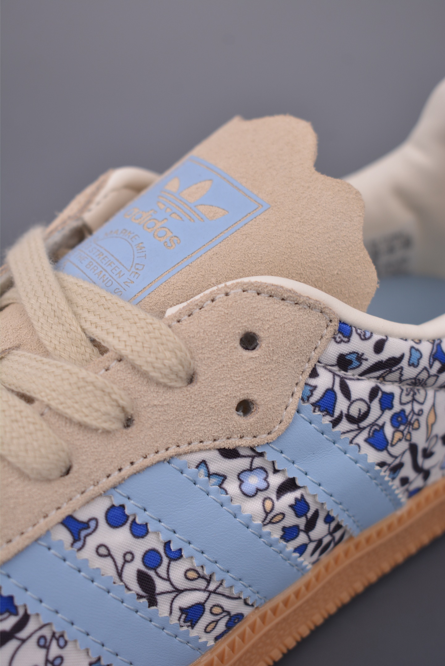 Adidas Samba OG Casual Sneakers - Floral Accents, Classic Style, Comfort Fit 7 i1756165235265 8284 0 6