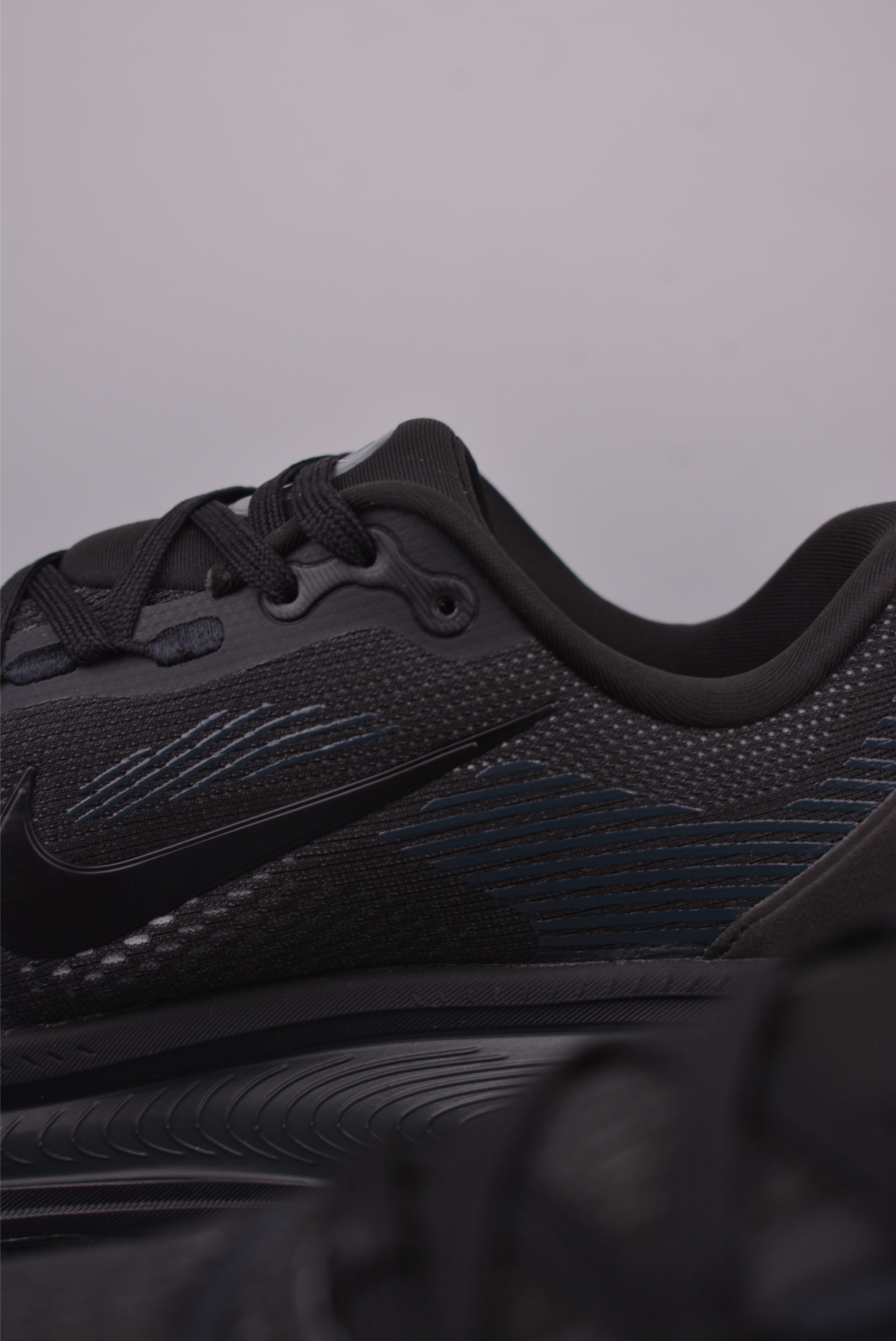 Nike Air Zoom Vomero 18 Running Shoes - Ultimate Comfort and Performance 9 i1756165402465 8857 0 7