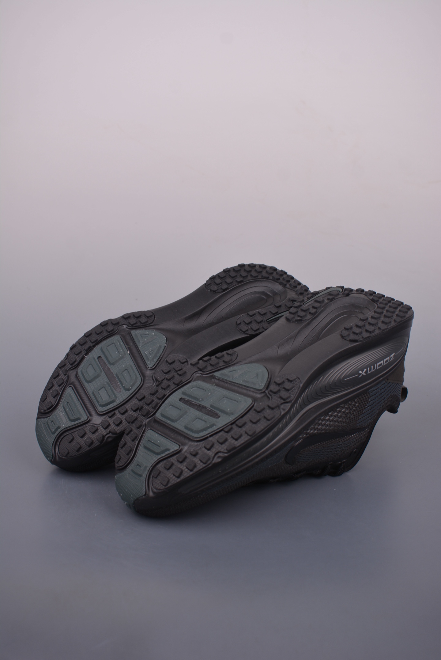 Nike Air Zoom Vomero 18 Running Shoes - Ultimate Comfort and Performance 4 i1756165404488 5354 0 2