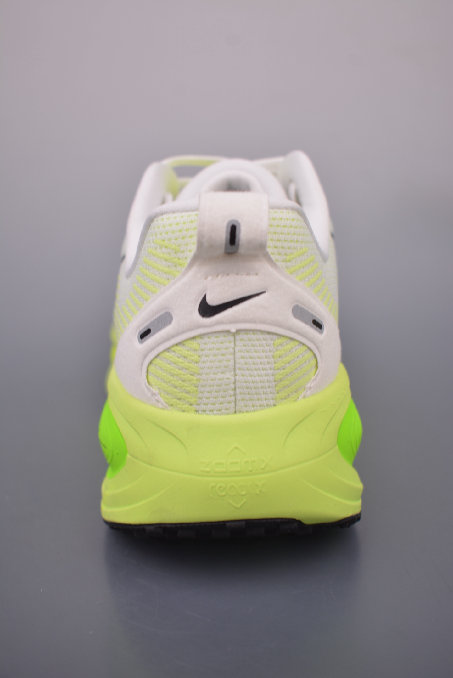 Nike Air Zoom Vomero 18 Running Shoes - Enhanced Cushioning & Comfort 4 i1756165430231 1039 0 3