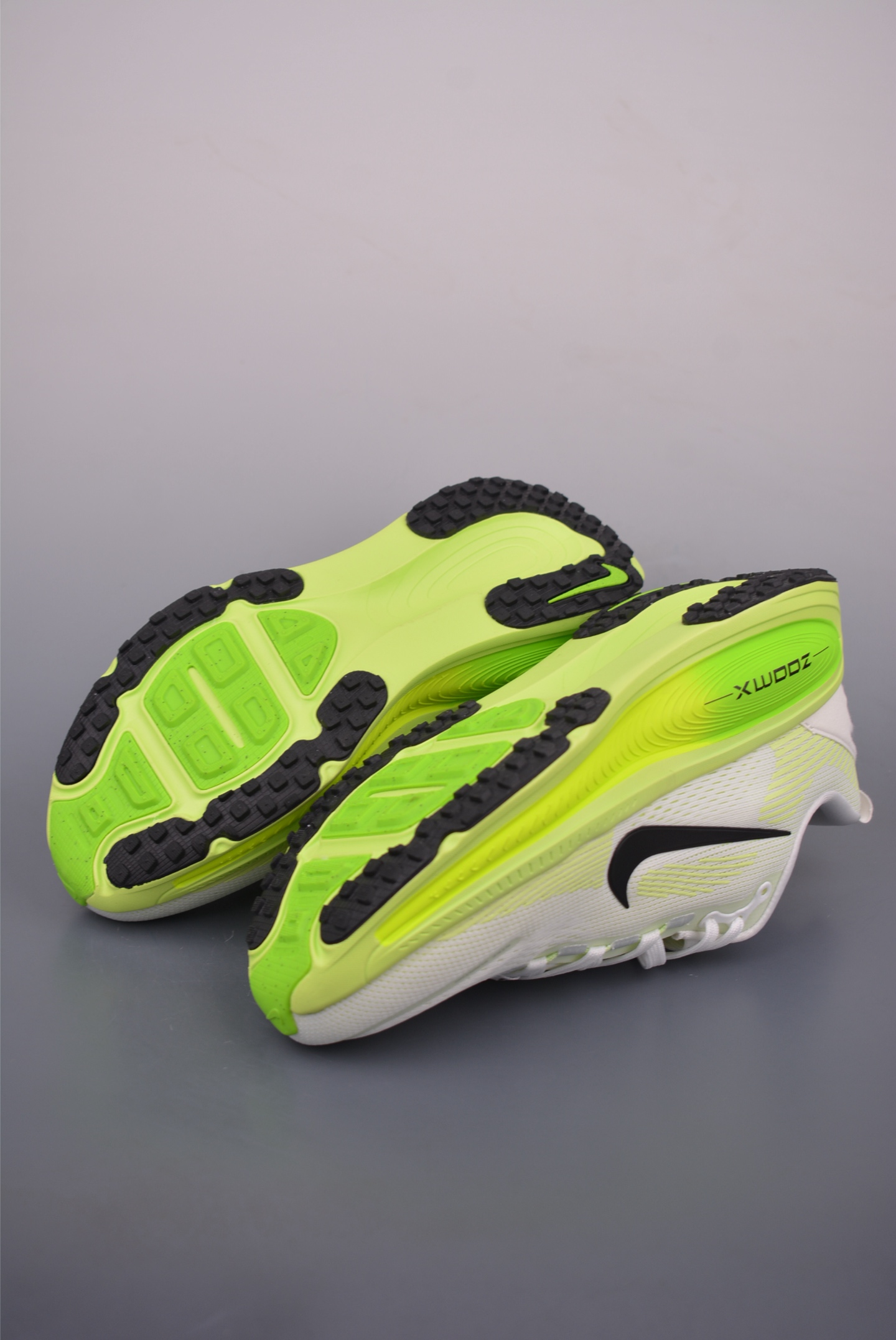 Nike Air Zoom Vomero 18 Running Shoes - Enhanced Cushioning & Comfort 3 i1756165432022 9081 0 2