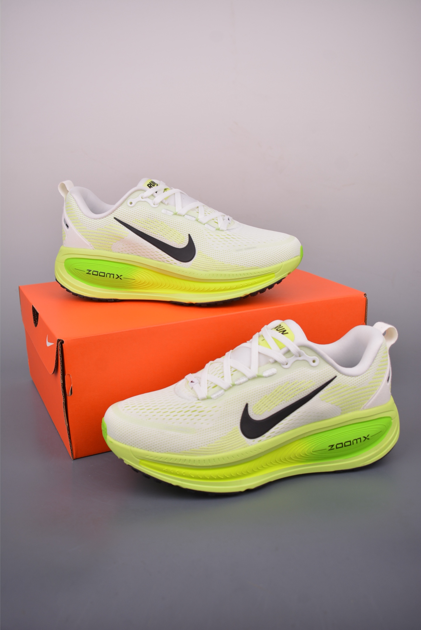Nike Air Zoom Vomero 18 Running Shoes - Enhanced Cushioning & Comfort 5 i1756165432022 9758 0 4