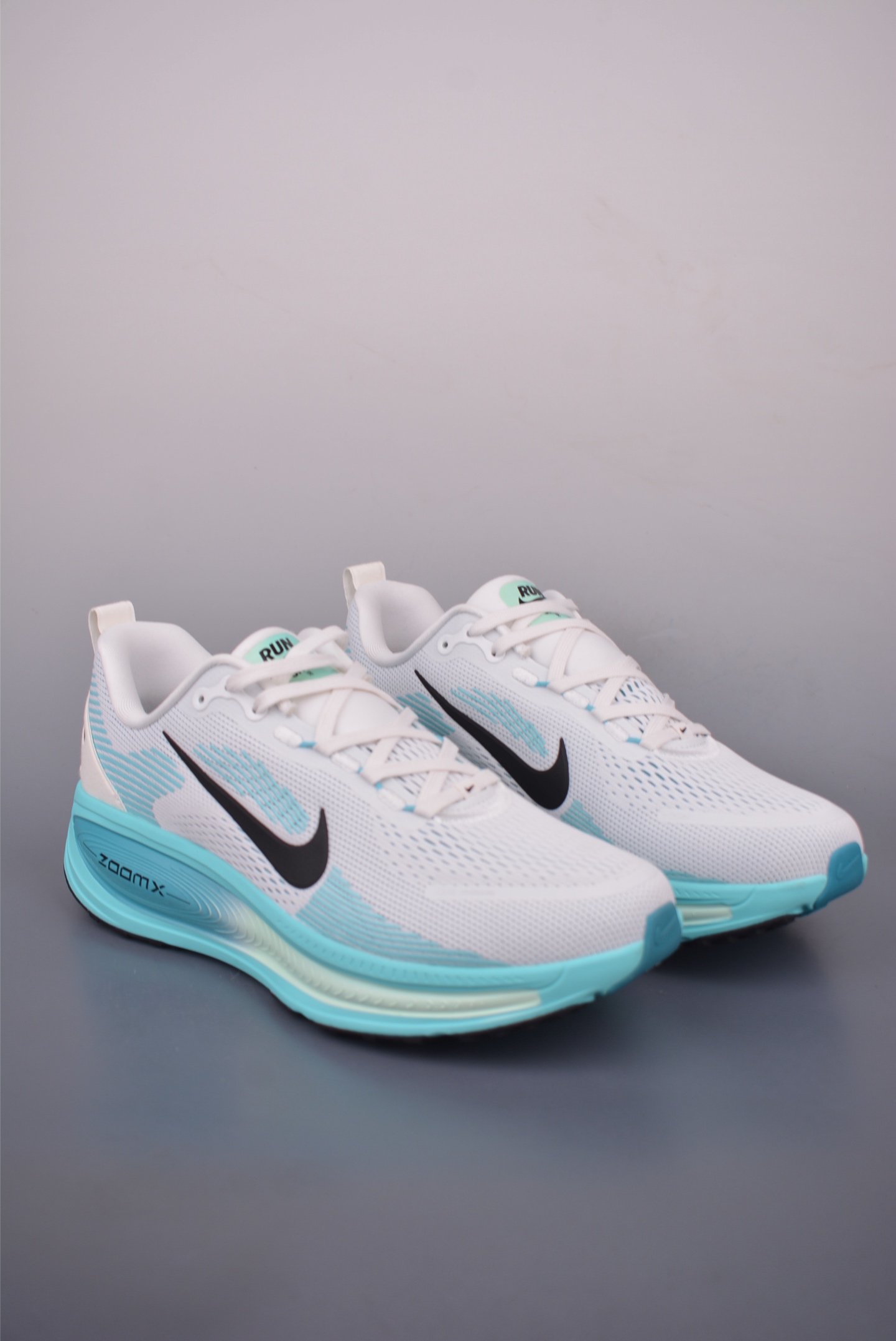 Nike Air Zoom Vomero 18 Running Shoes - Ultimate Comfort and Performance