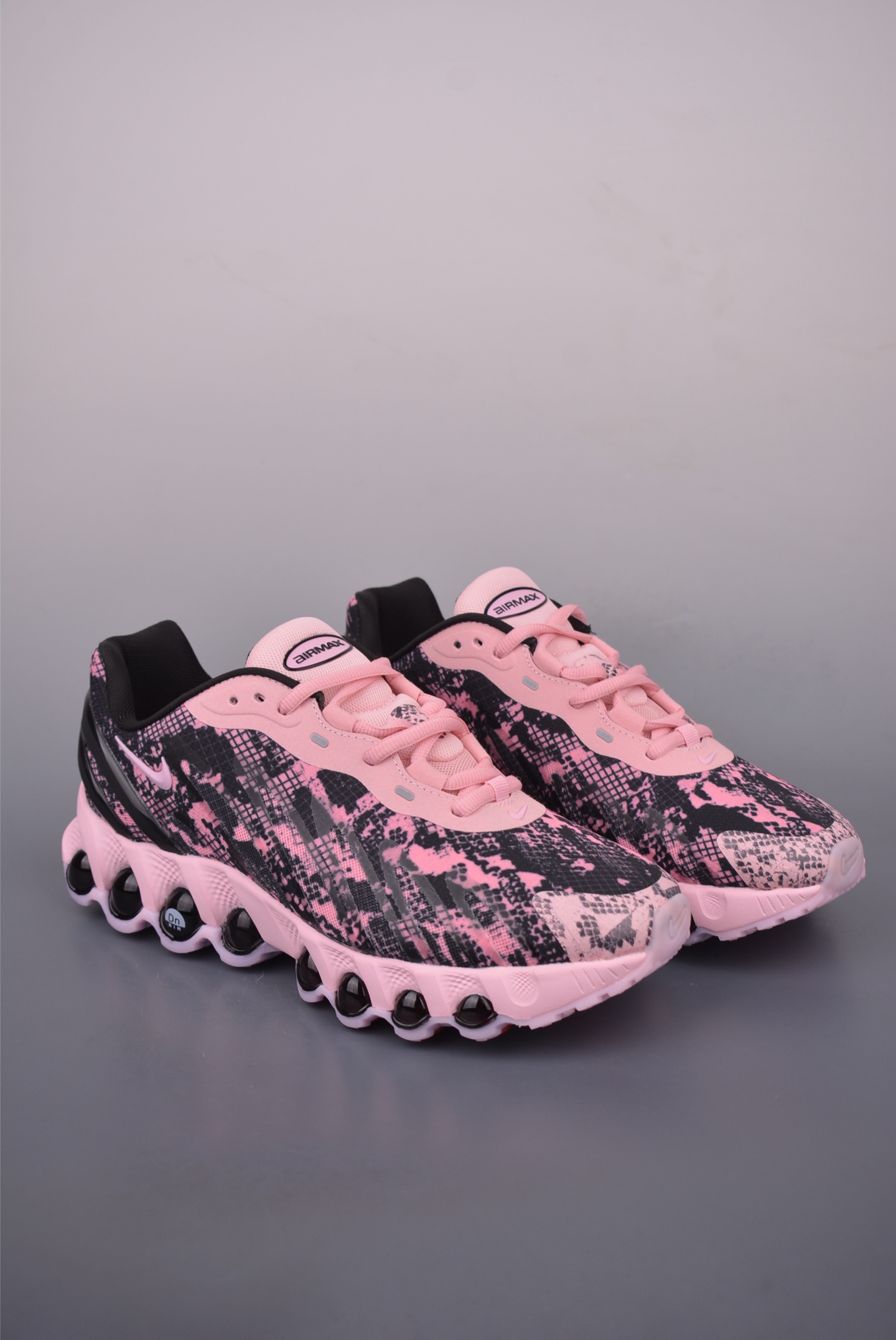 Nike Air Max DN8: Full-Length Air Cushioning for Ultimate Comfort - Pink/Black 2 i1756165716748 5245 0 0
