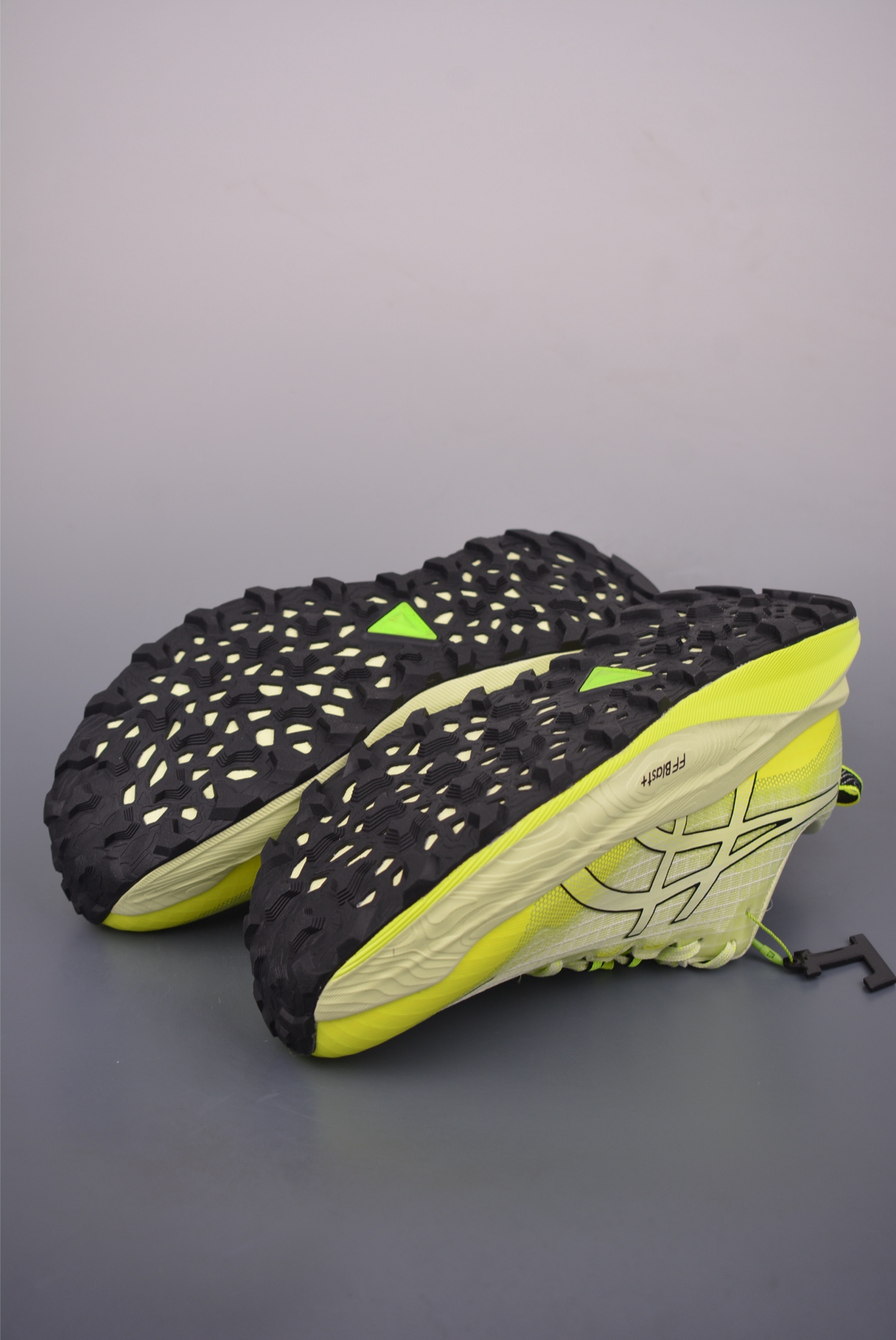 Asics Gel-Trabuco Max 3 Running Shoes - Breathable, Cushioned, and Durable 4 i1756165756271 7053 0 2