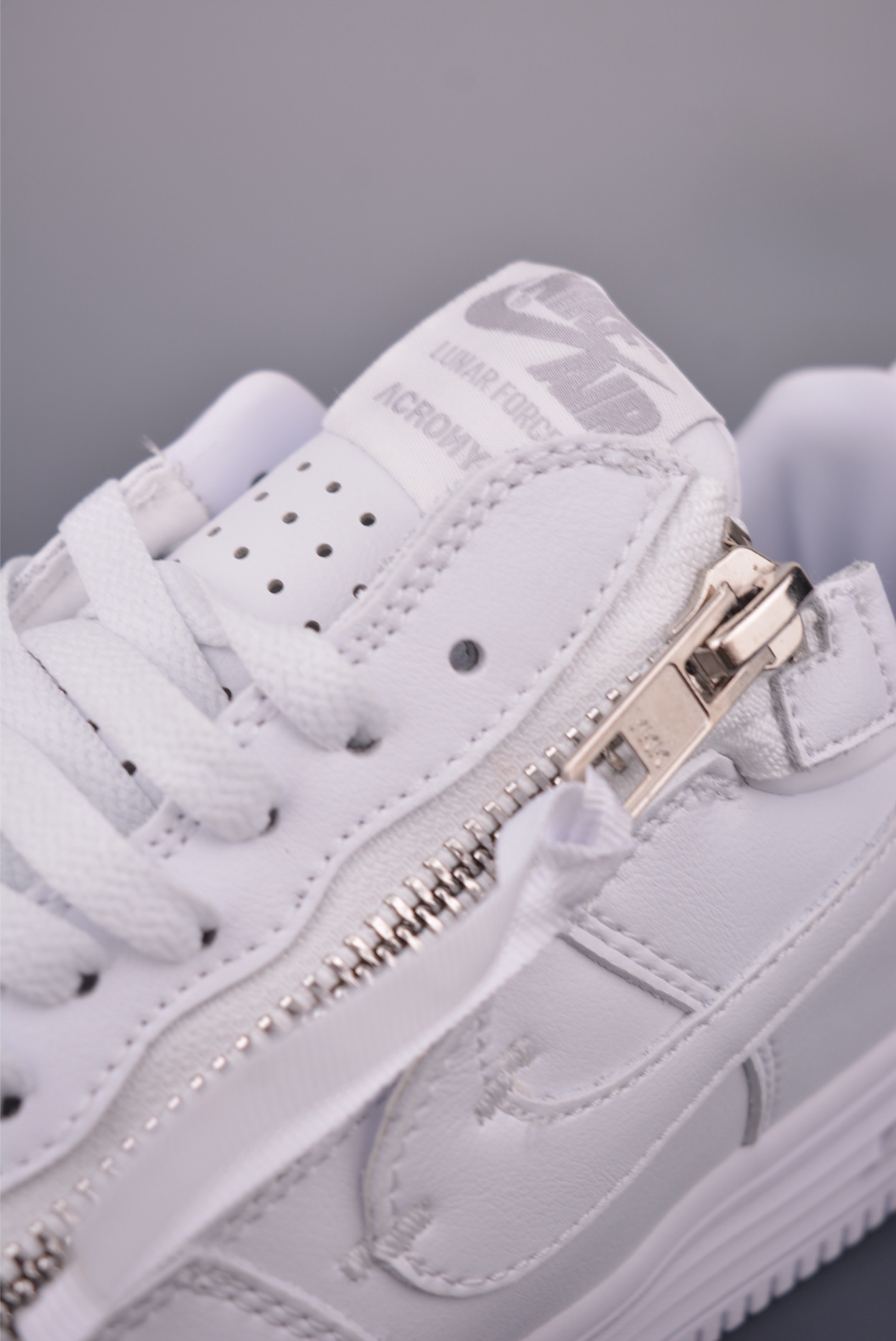 Nike Lab Lunar Force 1 x Acronym: White Leather Sneakers with Zipper Detail 8 i1756165850856 8141 0 6