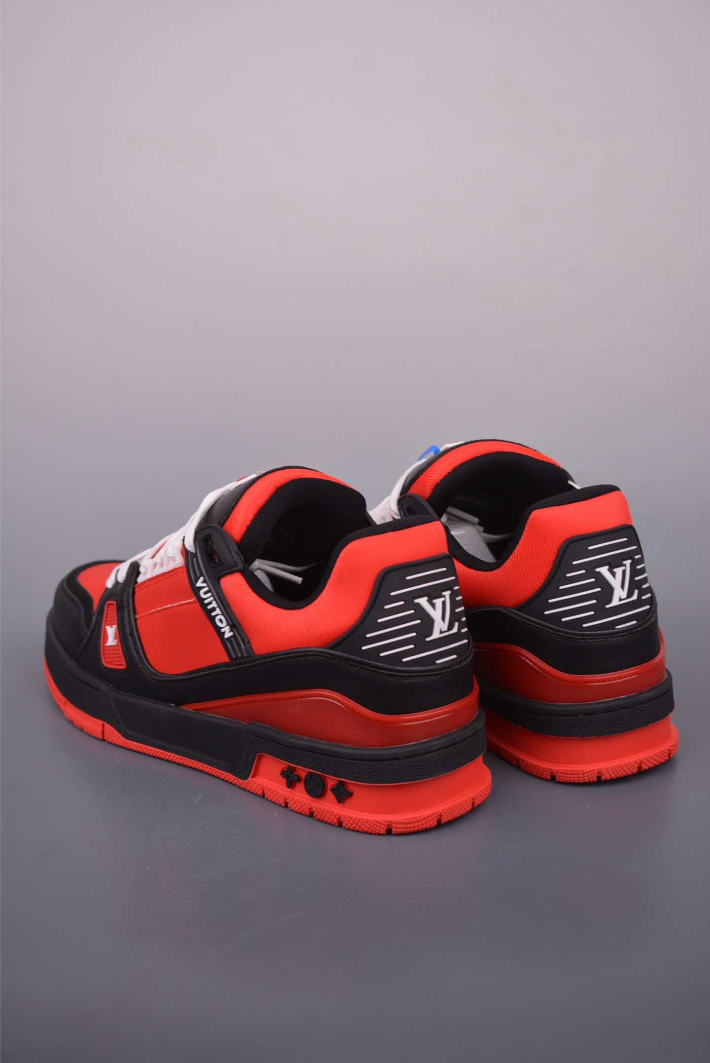 Louis Vuitton 2021s Trainer Limited Edition Sneakers - Red/Black 3 i1756165990289 7220 0 1