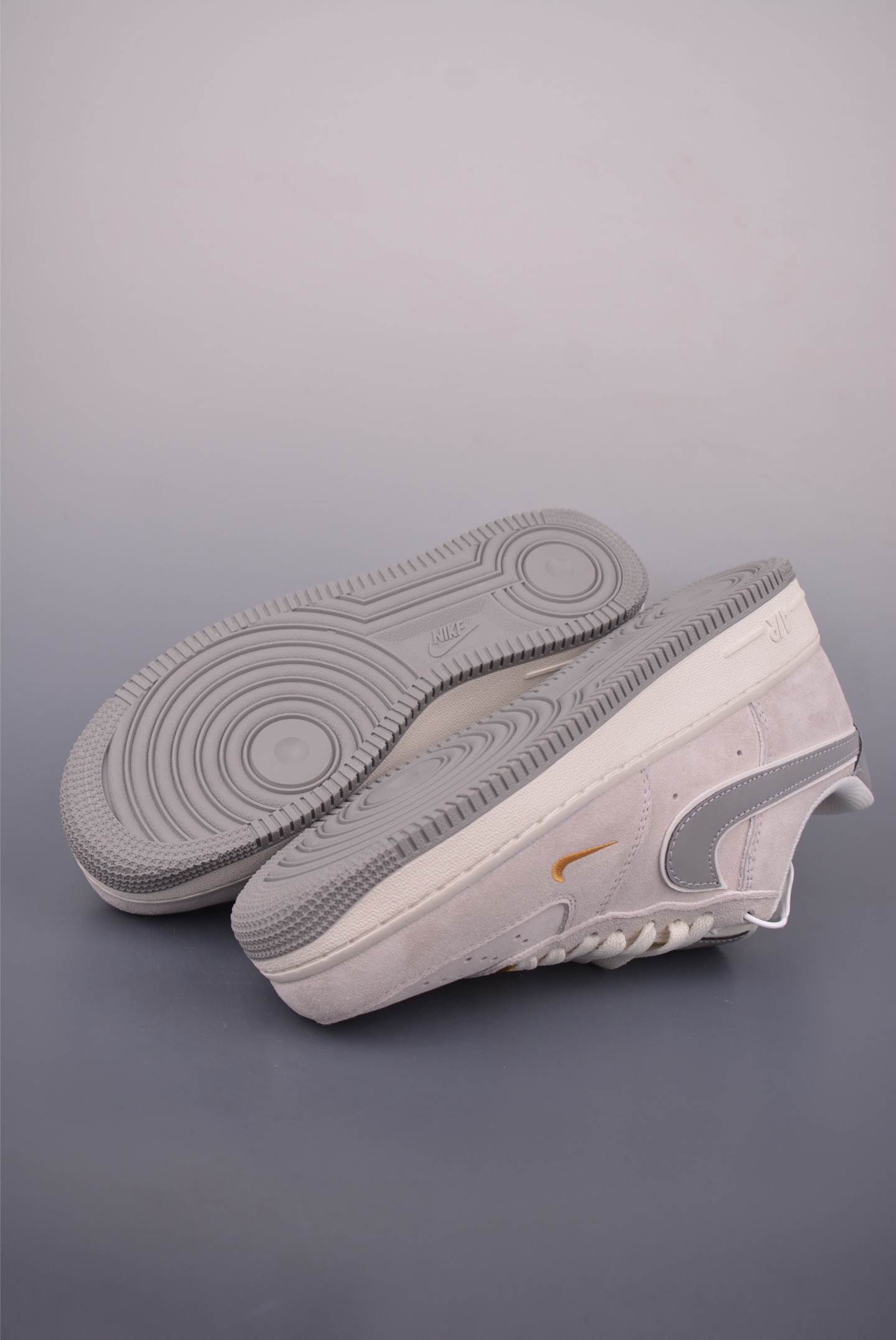 Nike Air Force 1 Low Premium Suede Sneakers - Classic Style and Comfort 3 i1756166478952 2711 0 2