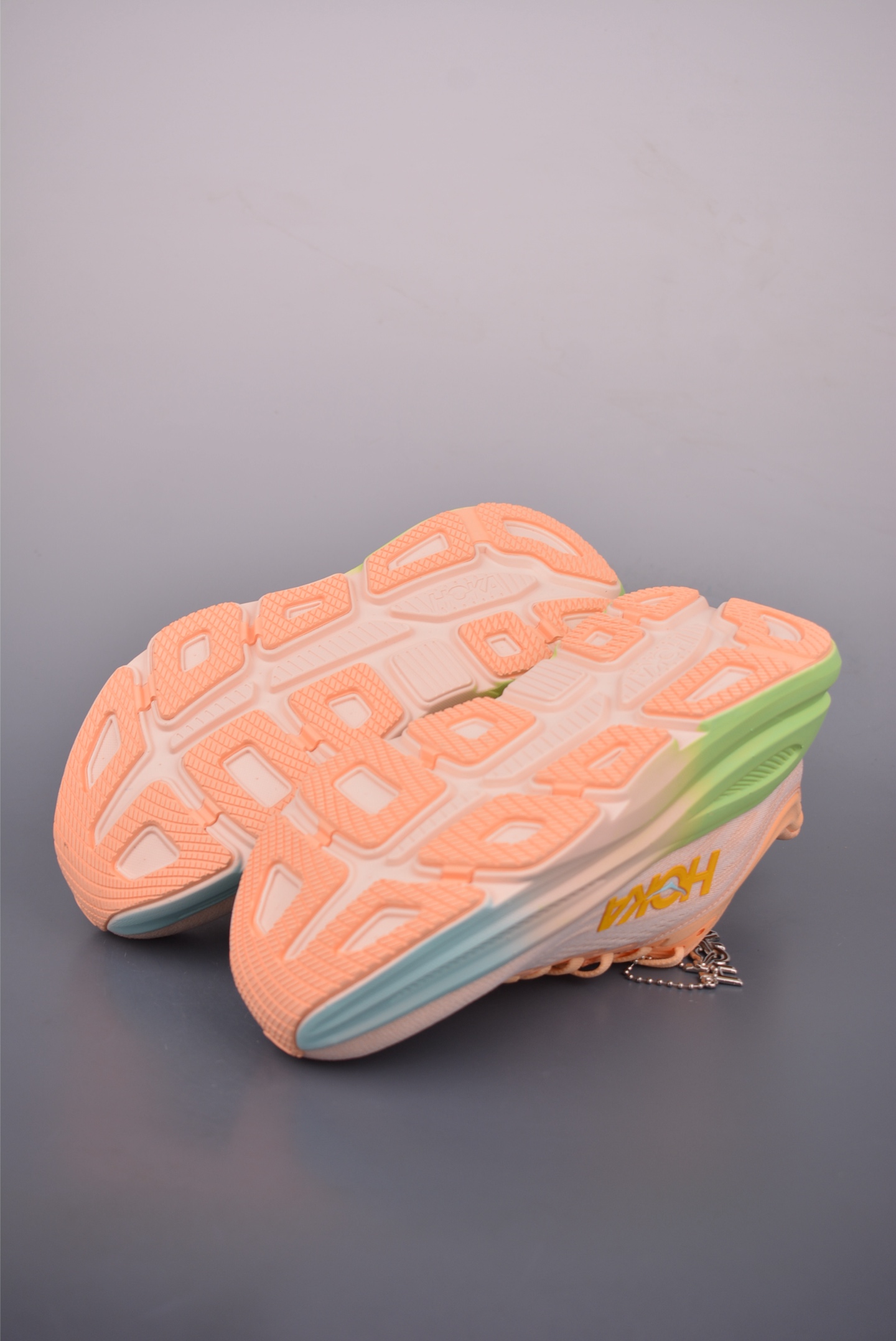 Hoka One One Bondi 9 Women's Running Shoes - Comfort, Cushioning, and Style 4 i1756166807029 1175 0 2