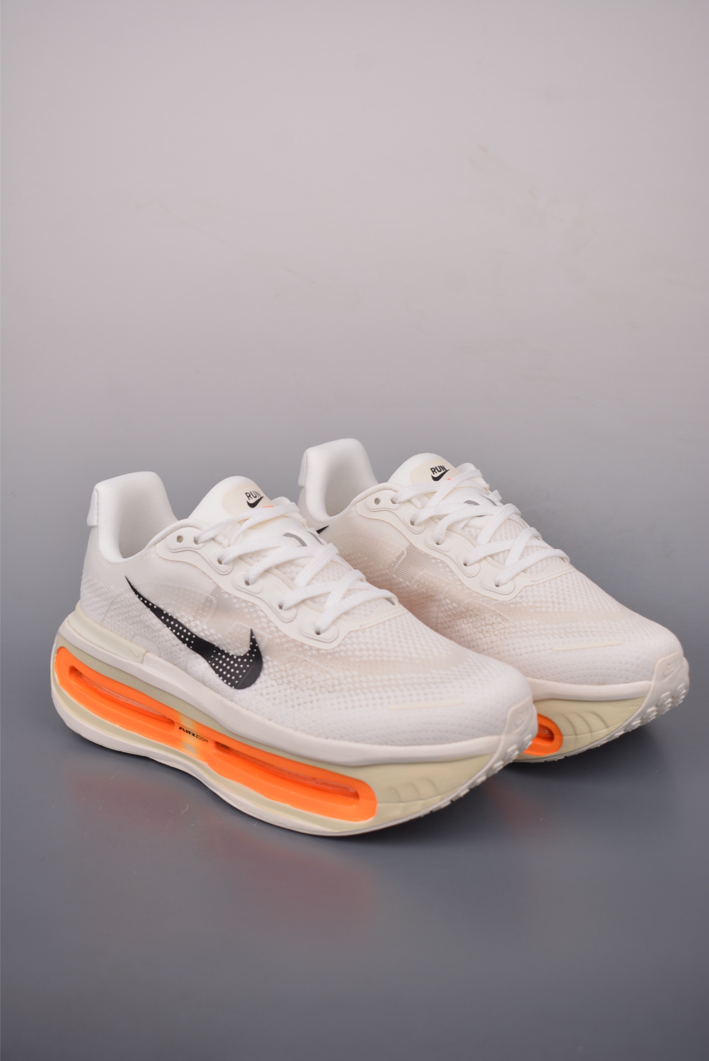Nike Vomero Premium Air Cushion Running Shoes - Comfortable, Stylish, and Durable 1 i1756247540433 8385 0 0