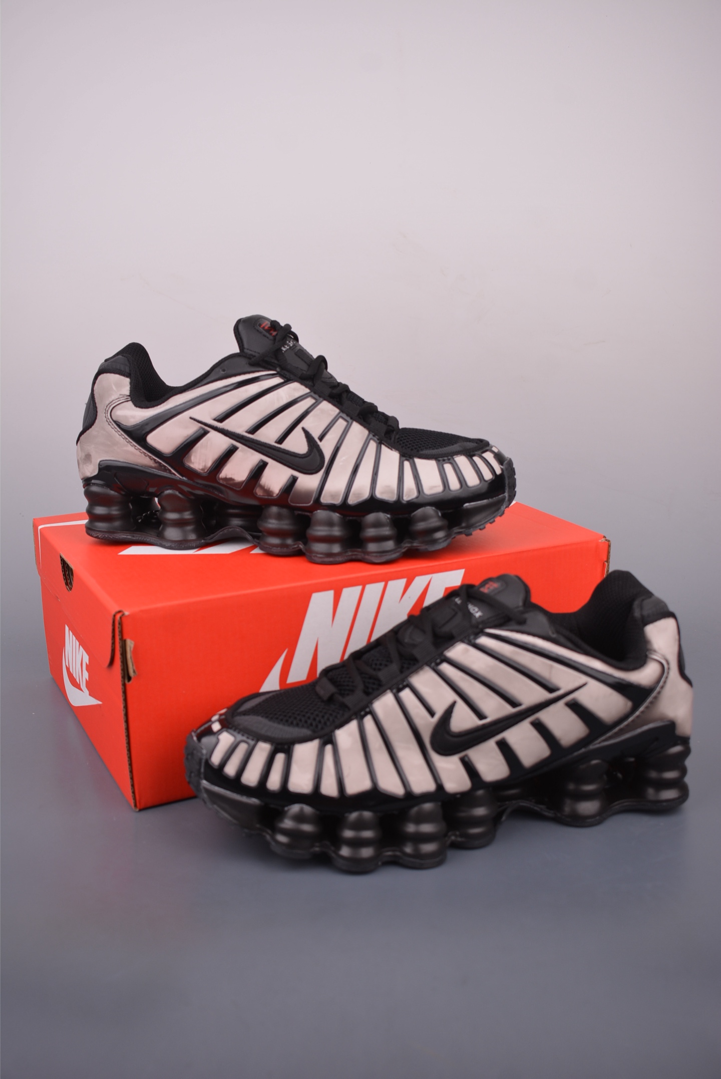 Nike Air Max DN Retro Running Shoes - Comfortable & Stylish Sneakers 18 i1756247835965 7665 0 4