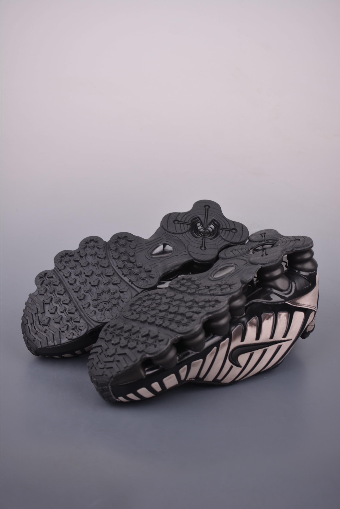 Nike Air Max DN Retro Running Shoes - Comfortable & Stylish Sneakers 16 i1756247837621 3688 0 2