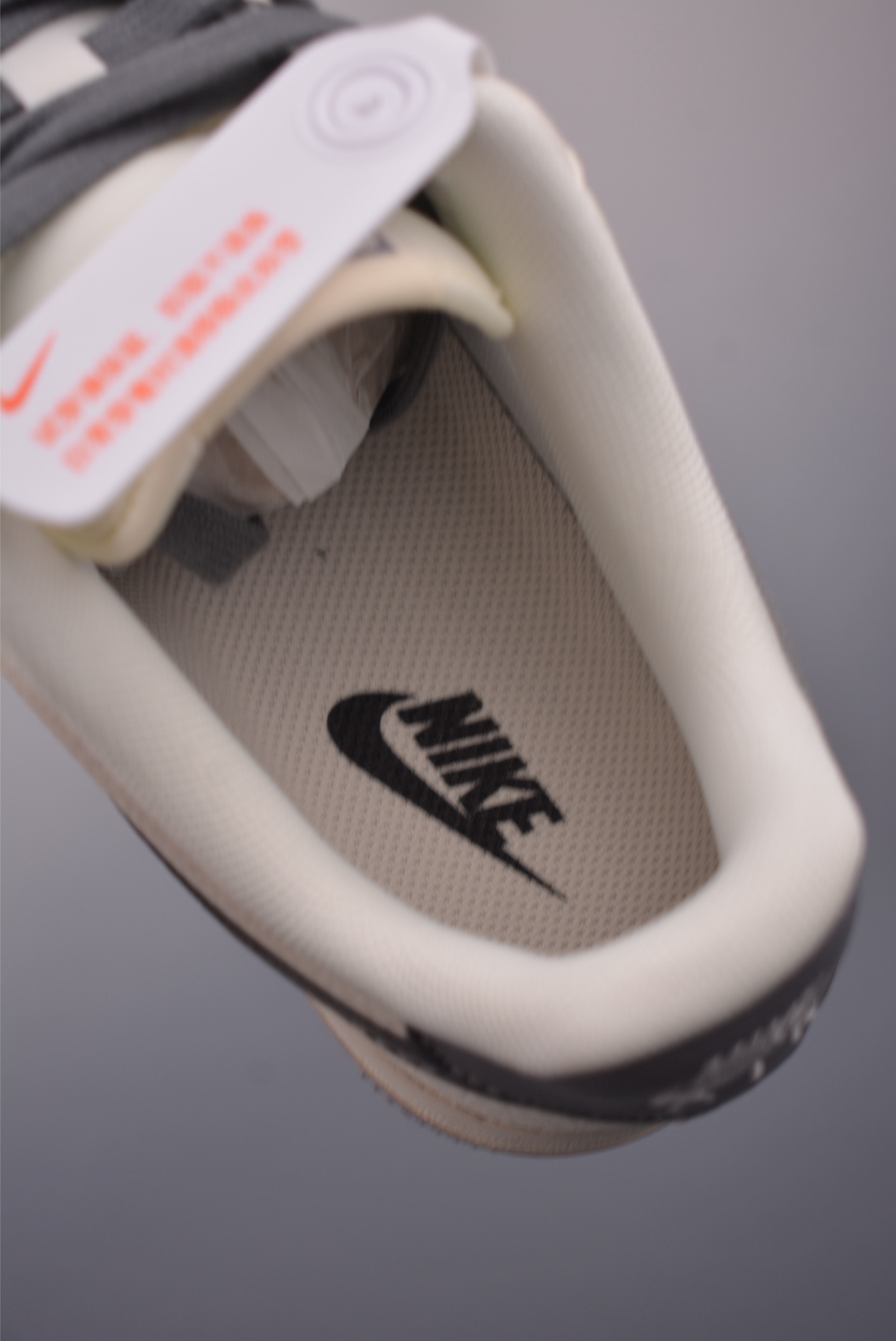 Nike Air Force 1 Low Supreme Collab Sneakers - Premium Edition 10 i1756248398073 4800 0 8