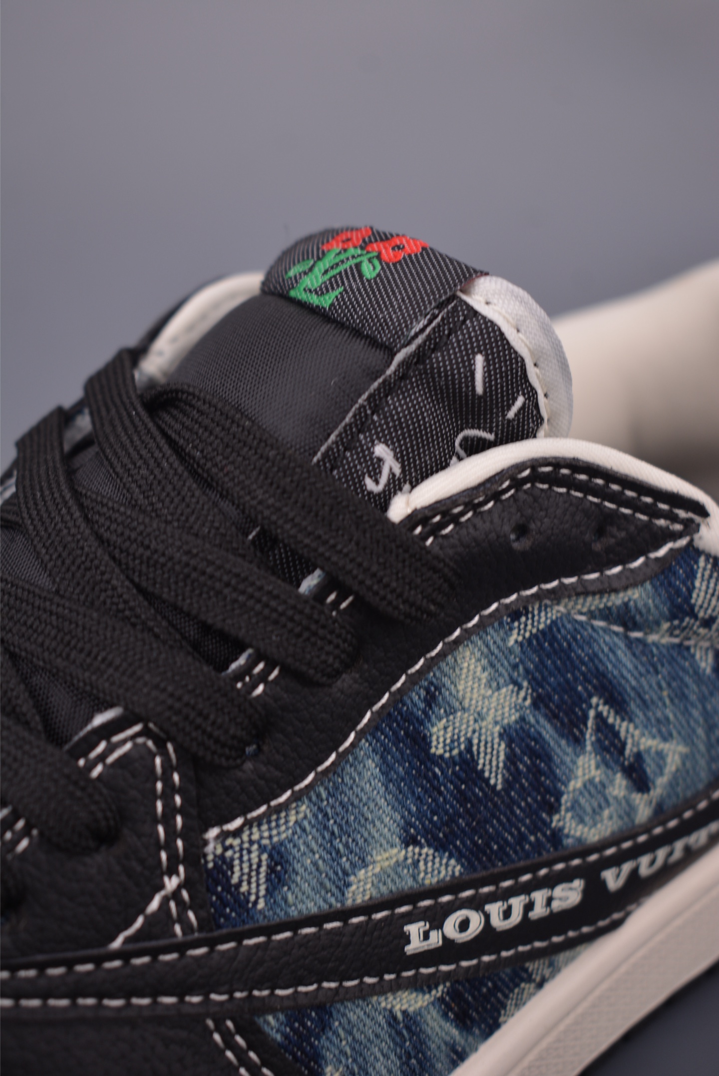 Fragment x Travis Scott x Louis Vuitton Air Jordan 1 Low Sneakers 7 i1756248434329 7348 0 6