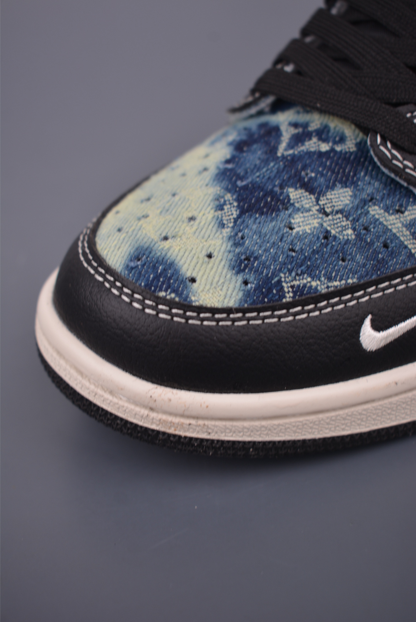Fragment x Travis Scott x Louis Vuitton Air Jordan 1 Low Sneakers 6 i1756248434420 6139 0 5
