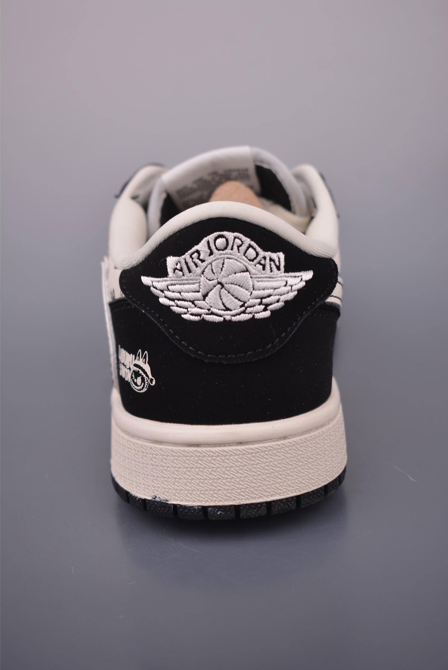 Fragment x Travis Scott x Labubu Air Jordan 1 Low - Limited Edition Sneakers 4 i1756248474351 8011 0 3