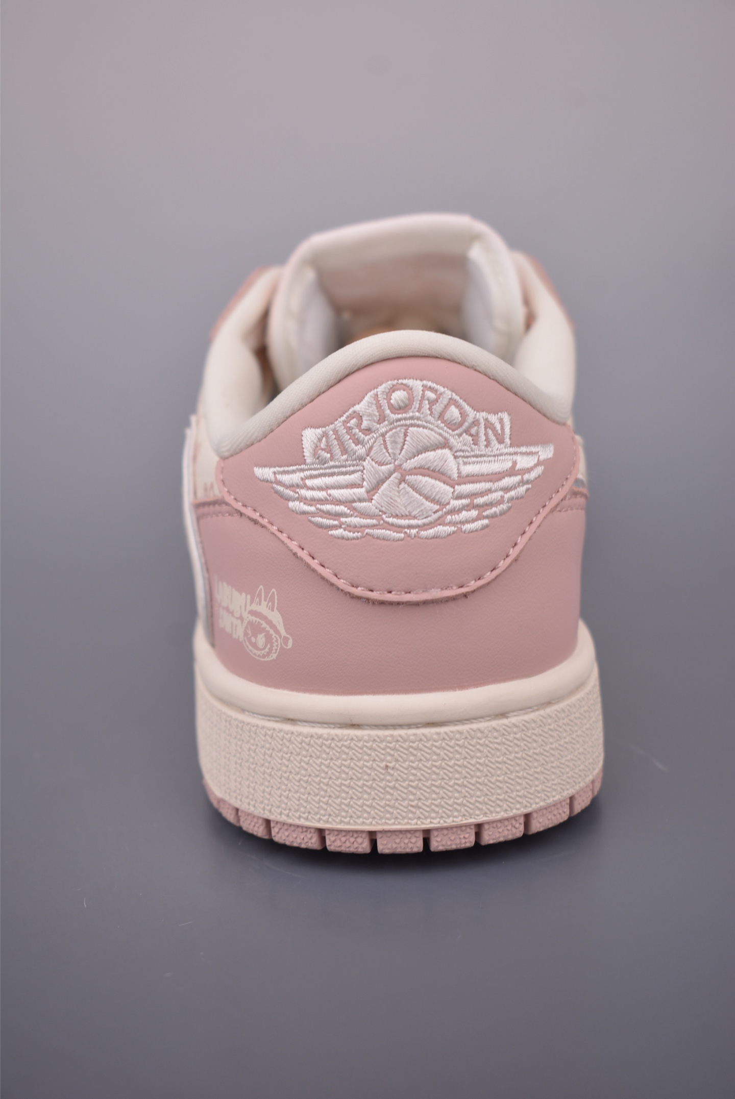 Fragment x Travis Scott x Labubu Air Jordan 1 Low 三方联名倒钩 LD2028-057