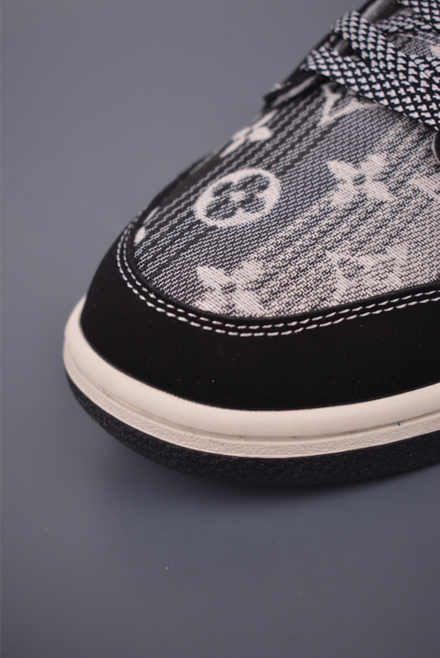 Nike SB Dunk Low x Louis Vuitton Custom Sneakers - Premium Design 7 i1756248590434 1481 0 5