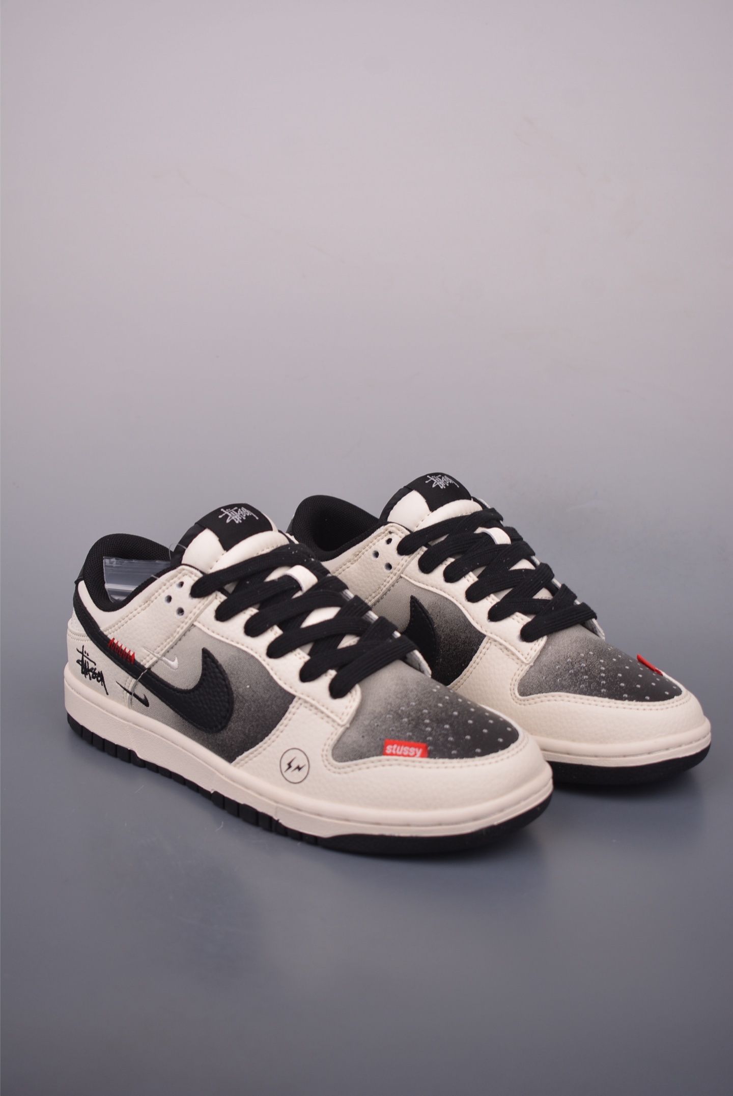 Nike SB Dunk Low Stussy: Premium Comfort, Exclusive Design, and Lasting Style 2 i1756248635630 3224 0 0