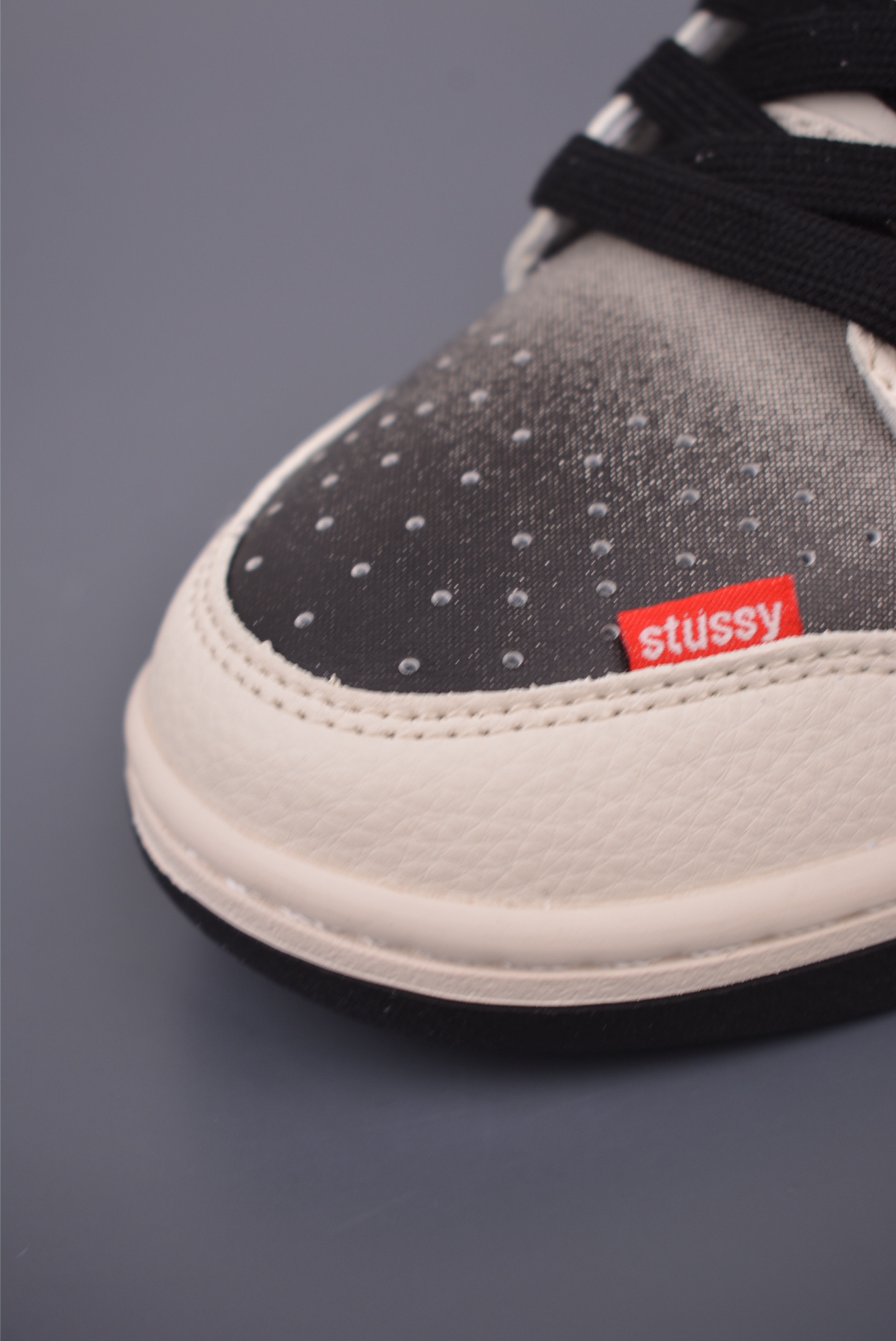 Nike SB Dunk Low Stussy: Premium Comfort, Exclusive Design, and Lasting Style 7 i1756248635648 4565 0 5