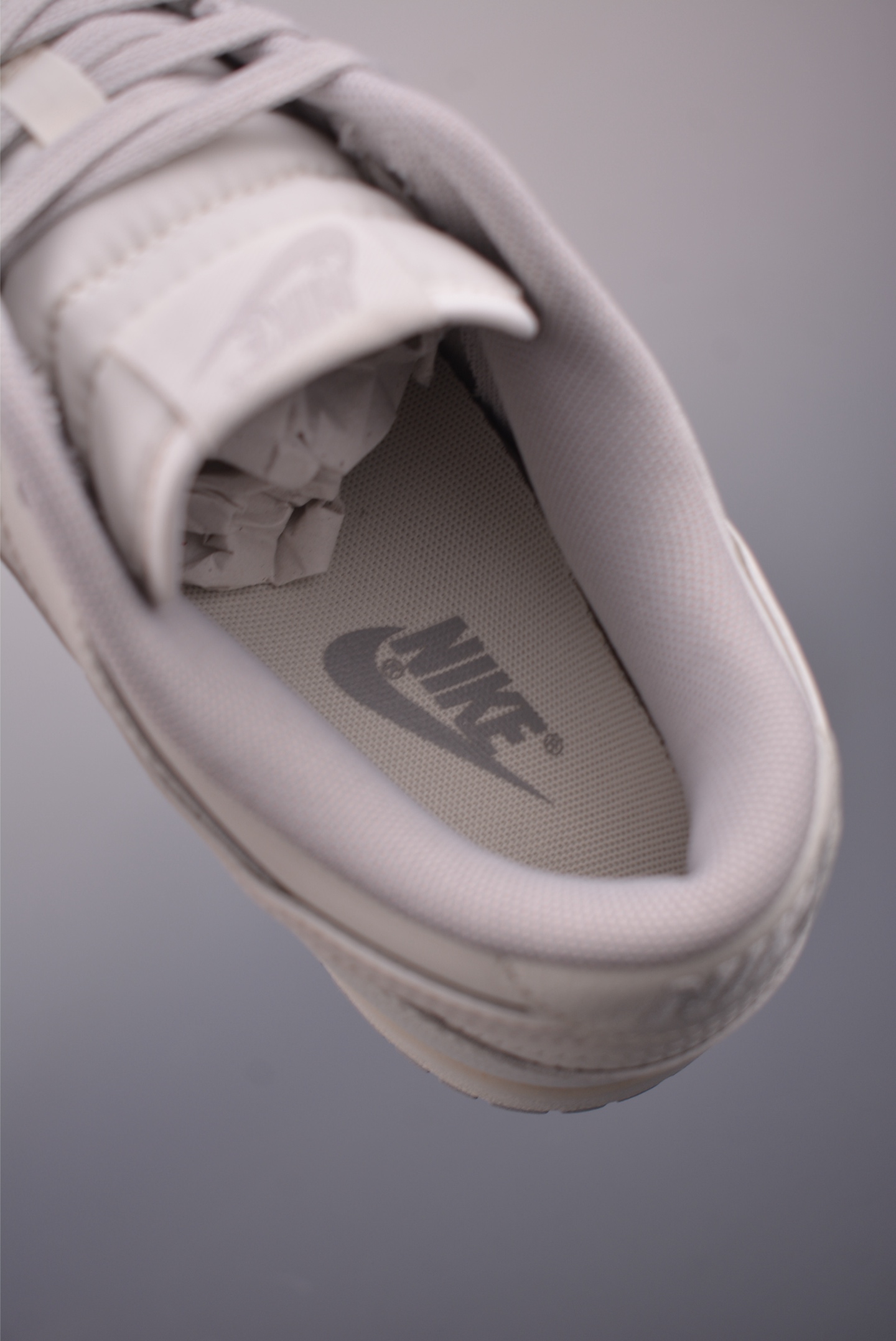 Nike SB Dunk Low Premium Leather Sneakers Casual Shoes - Style & Comfort 9 i1756248746694 2978 0 8