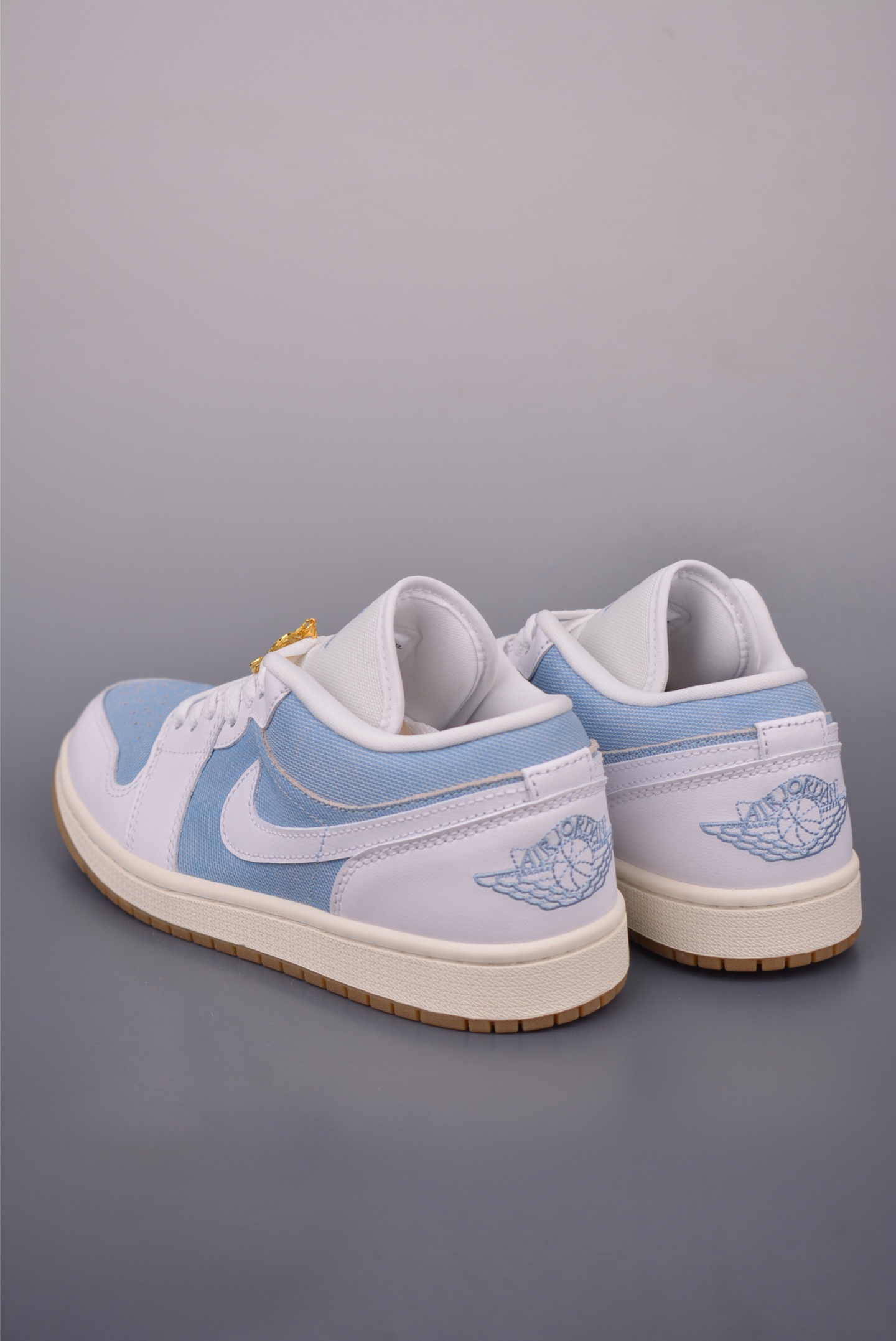 Air Jordan 1 Low Denim: Premium Craftsmanship, Original Bare Shoe Grade 3 i1756333266257 7412 0 1