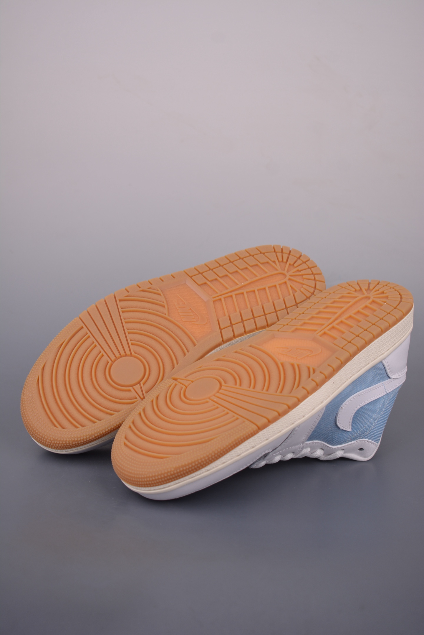 Air Jordan 1 Low Denim: Premium Craftsmanship, Original Bare Shoe Grade 4 i1756333268518 9571 0 2