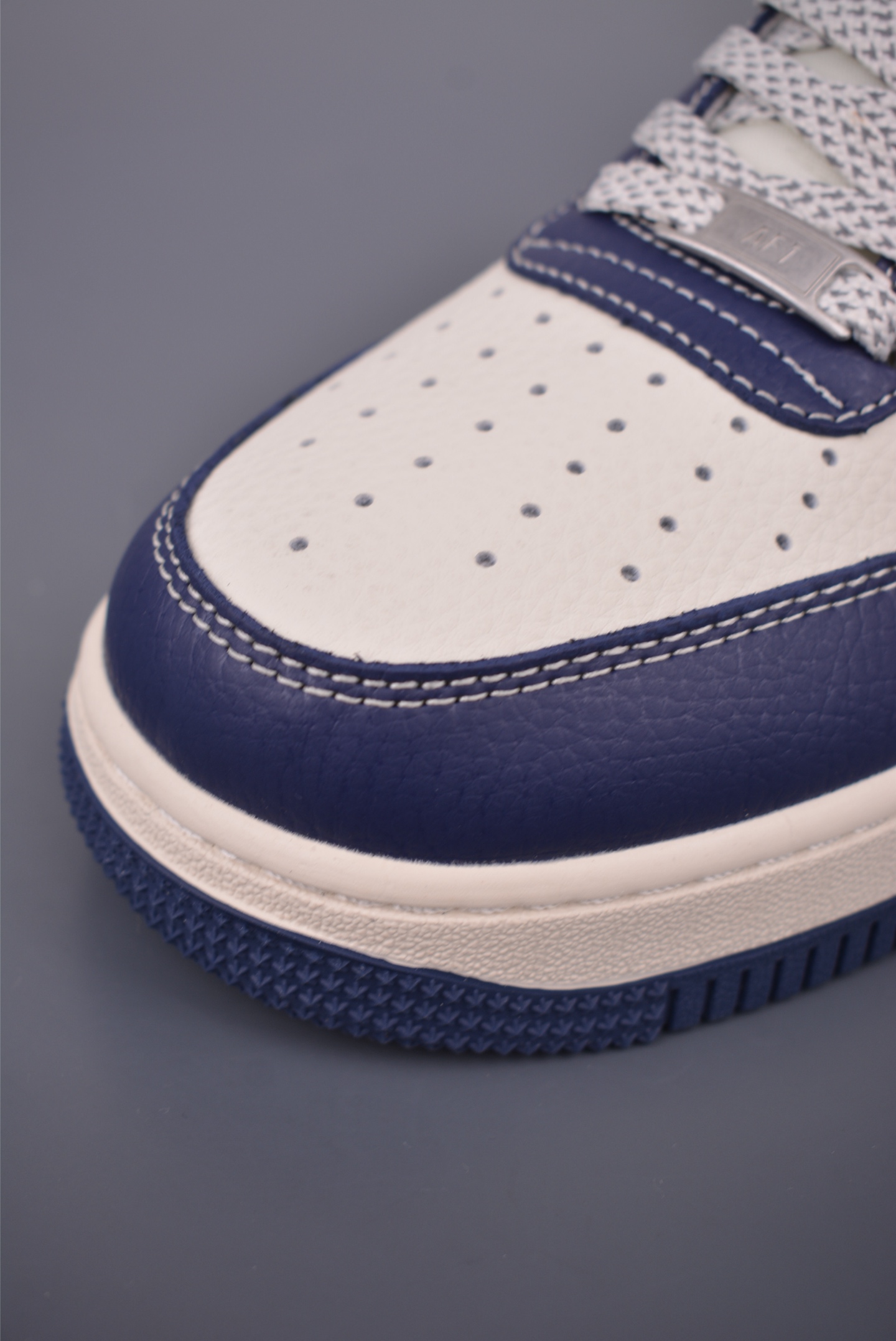 Nike Air Force 1 Low Louis Vuitton: Premium Comfort and Iconic Style 6 i1756334879449 8805 0 5