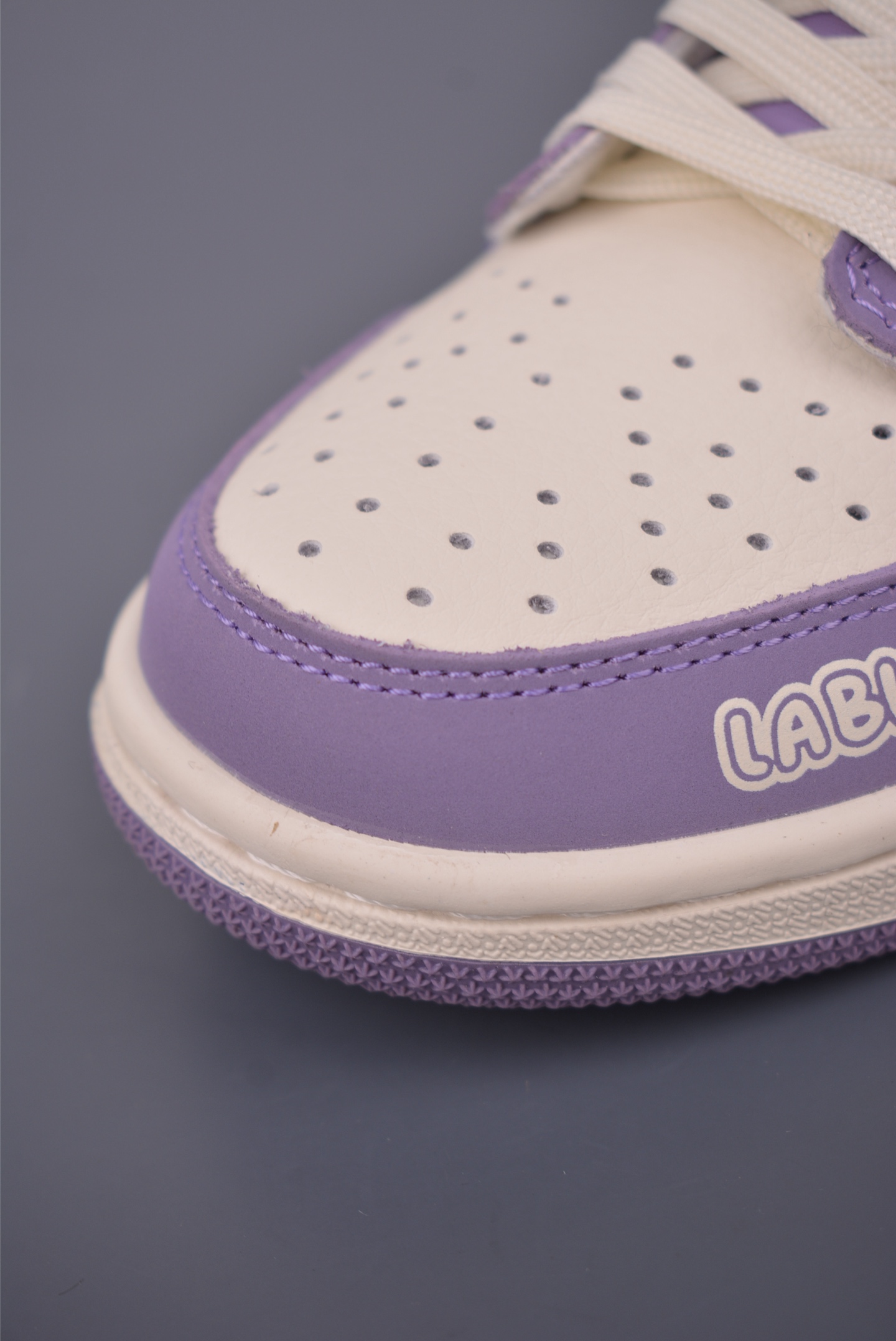 Fragment x Travis Scott x Labubu Air Jordan 1 Low 三方联名倒钩 LD2028-056