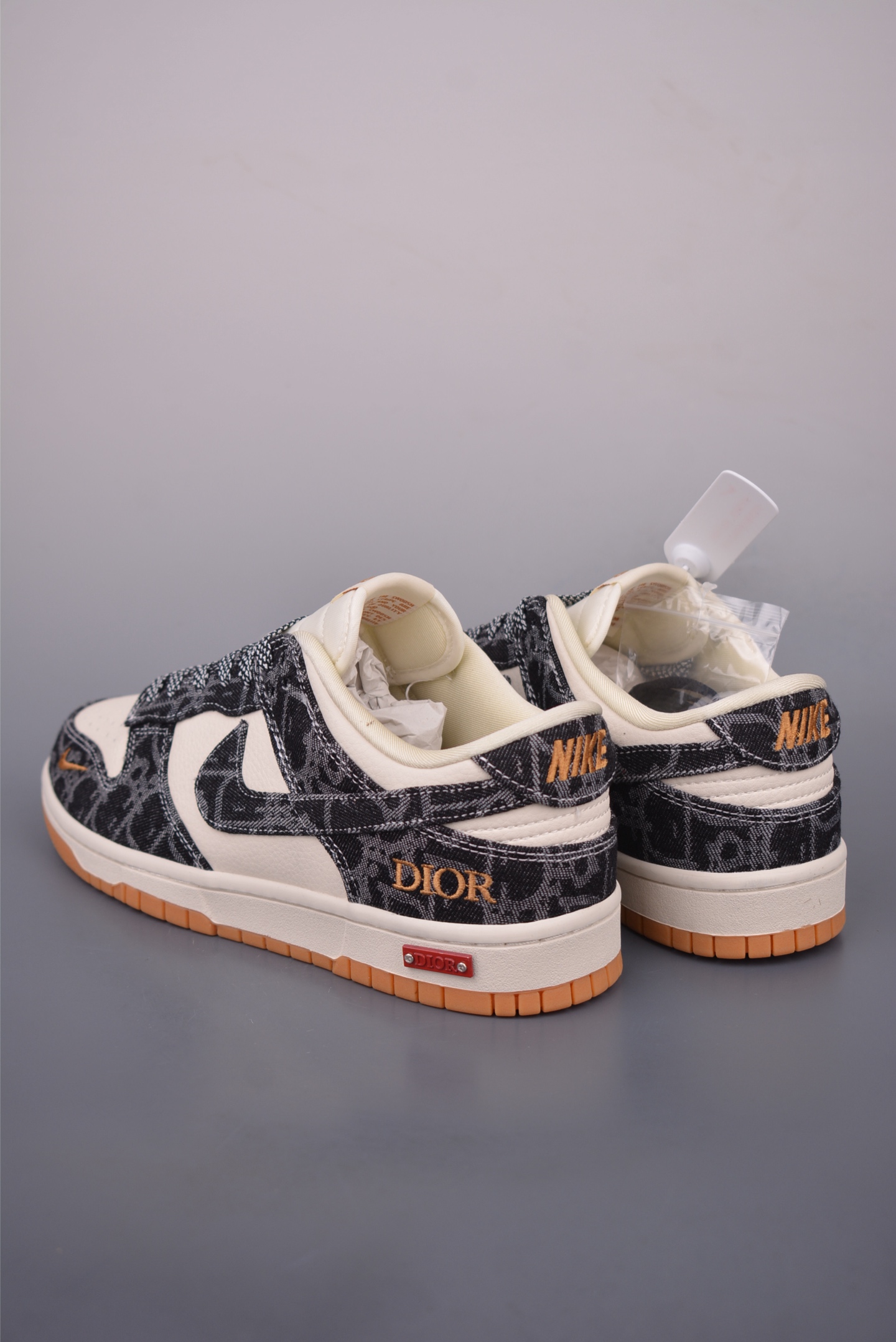 Nike SB Dunk Low Dior Collaboration - Premium Quality, Ultimate Style 15 i1756335782156 8853 0 1
