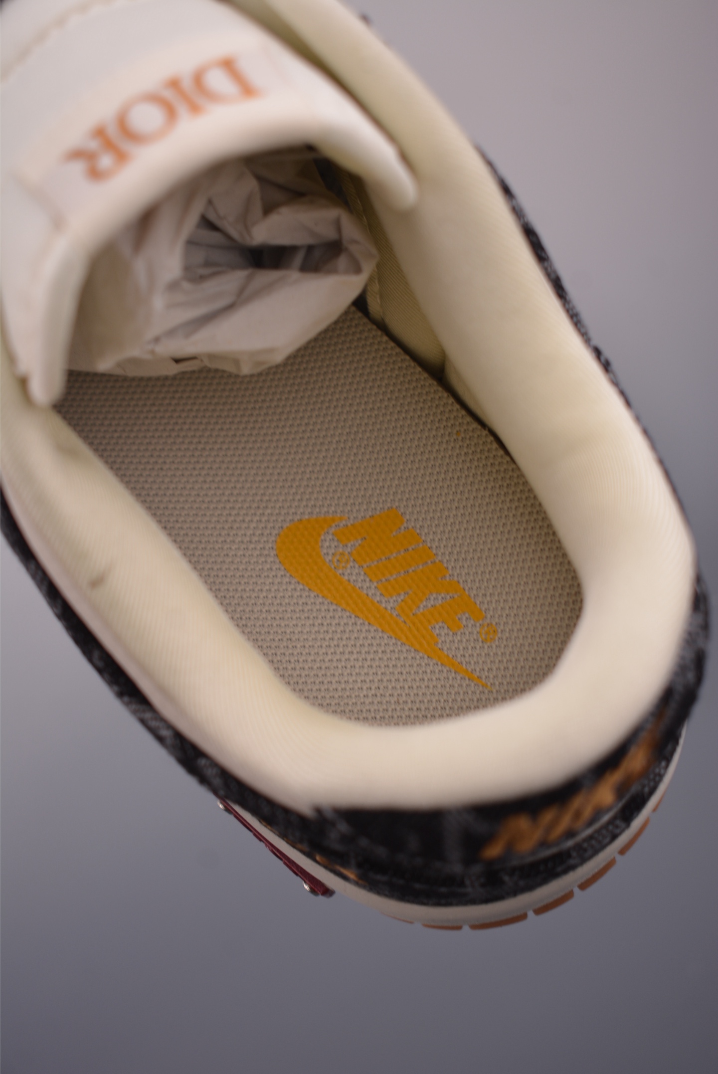 Nike SB Dunk Low Dior Collaboration - Premium Quality, Ultimate Style 22 i1756335782202 1379 0 8