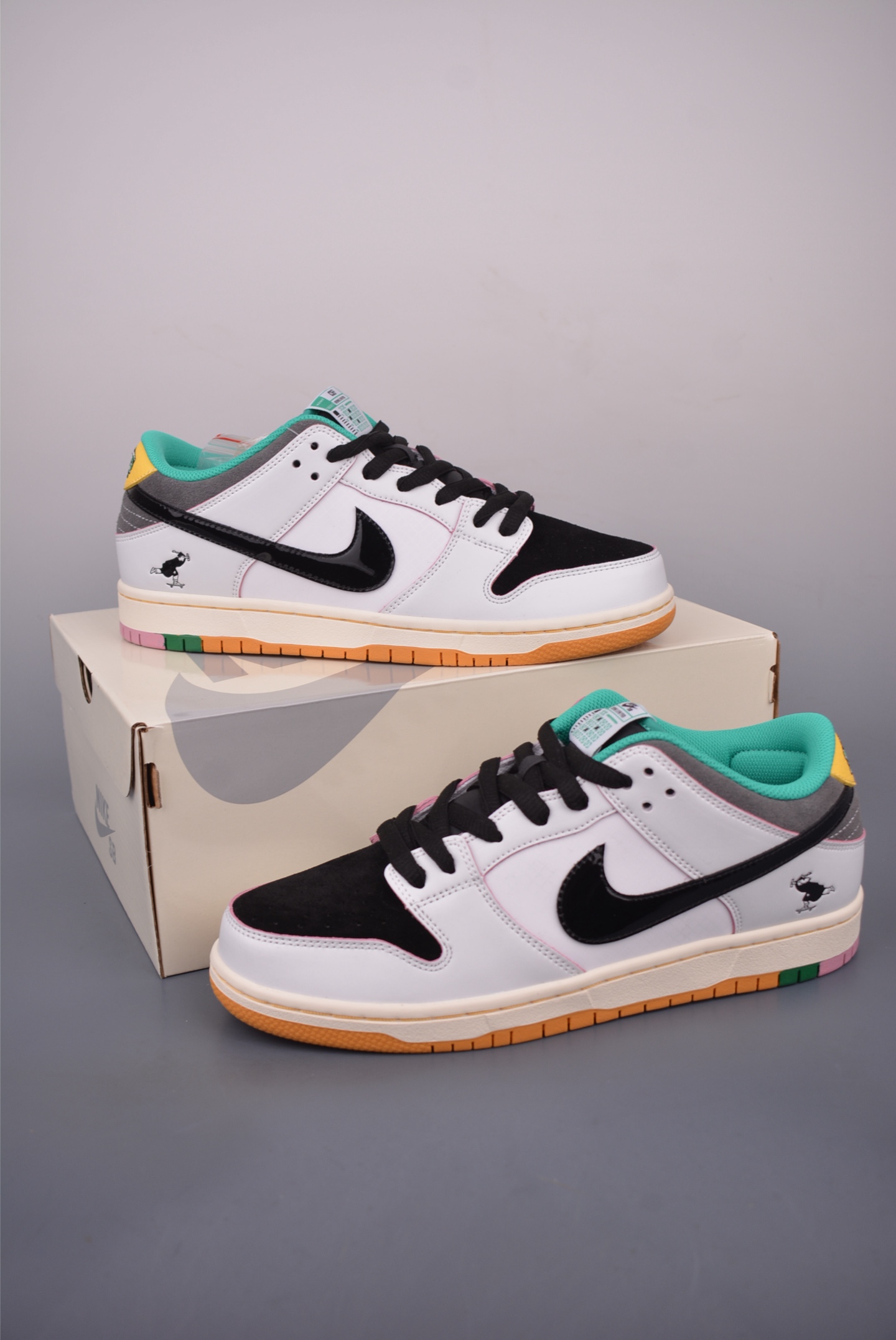Nike SB Dunk Low Education First Edition - Premium Quality & Style 6 i1756335832930 6895 0 4