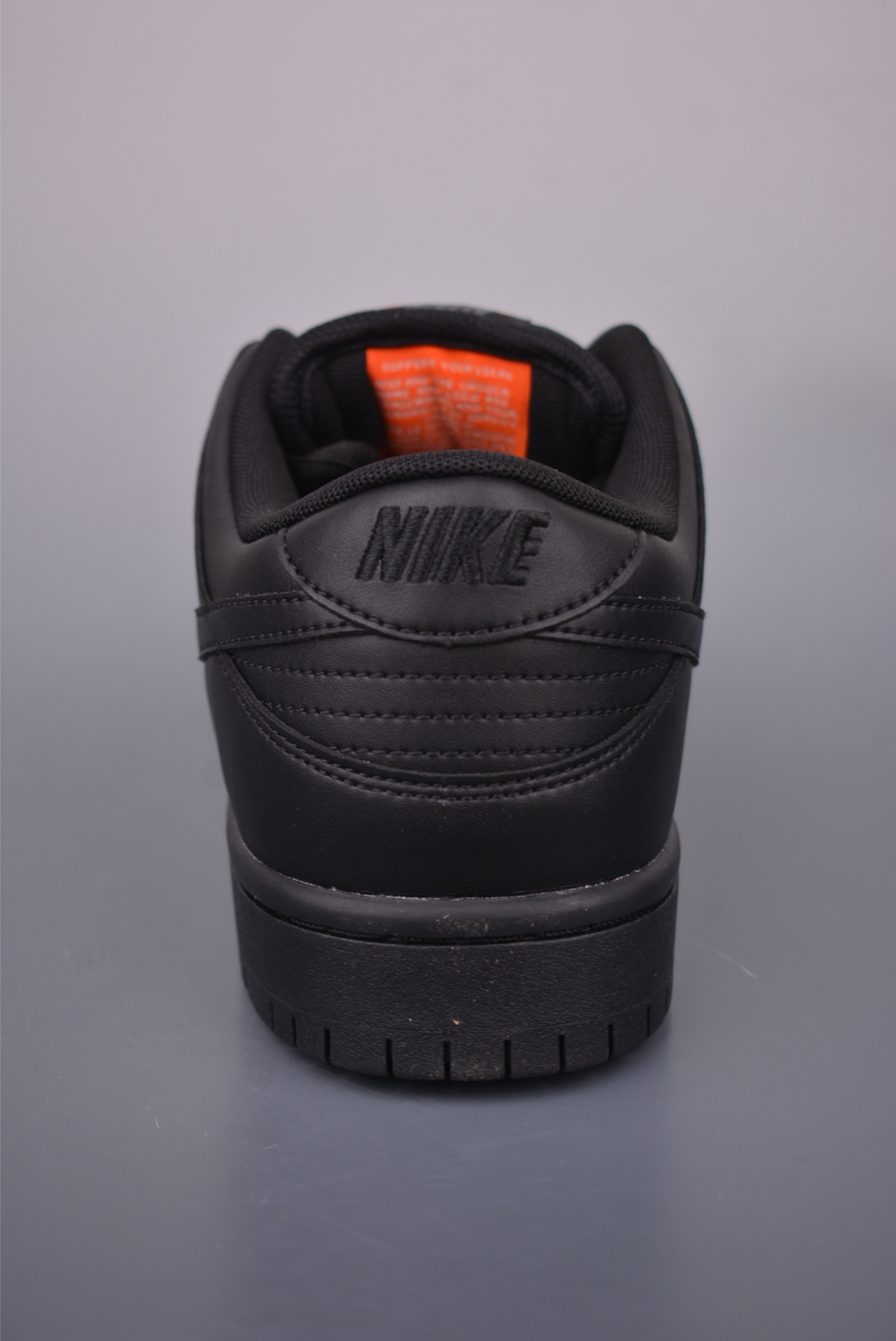 Nike SB Dunk Low Black Leather Sneakers Comfortable and Stylish Shoes 5 i1756335876734 9812 0 3