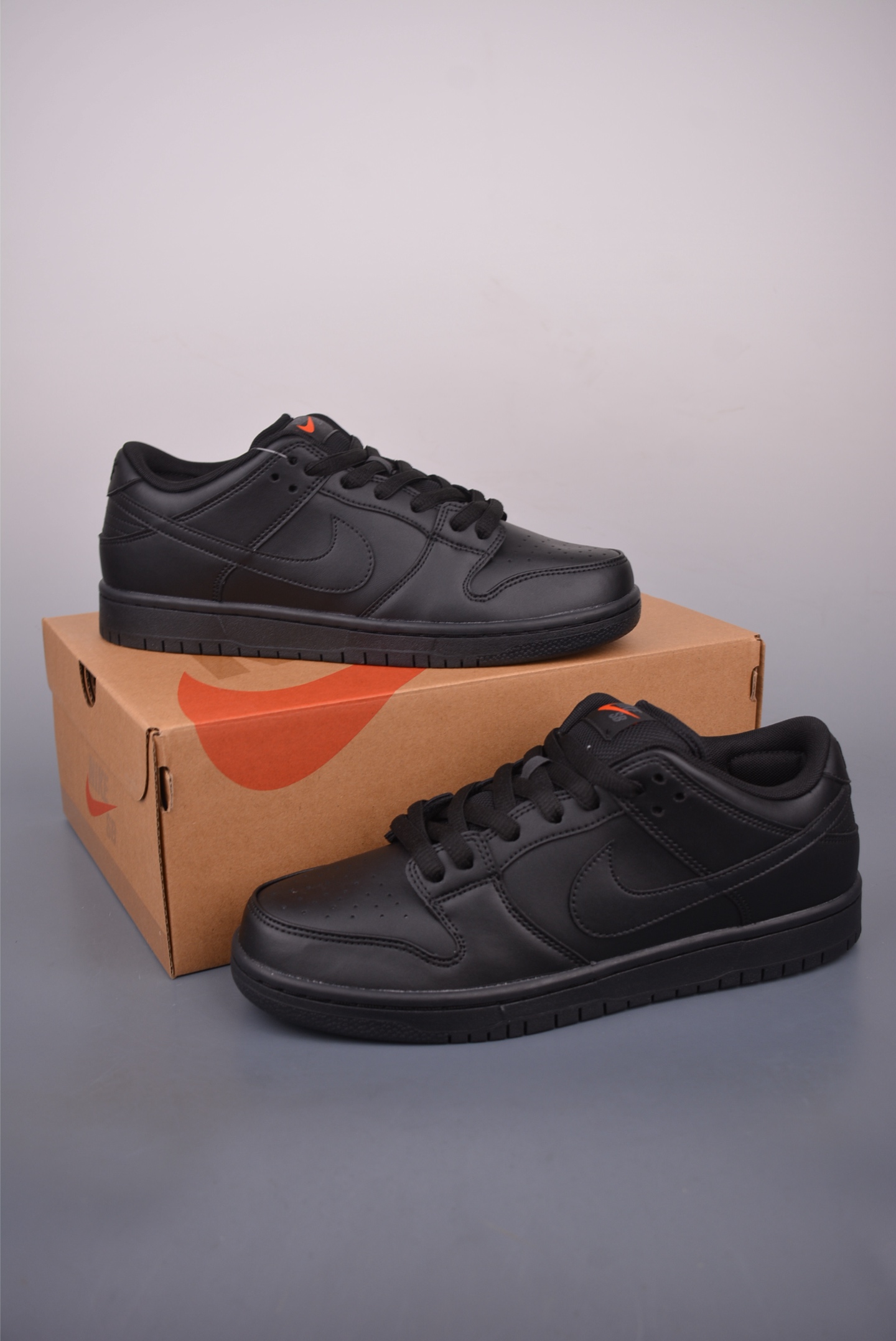 Nike SB Dunk Low Black Leather Sneakers Comfortable and Stylish Shoes 6 i1756335876764 4344 0 4