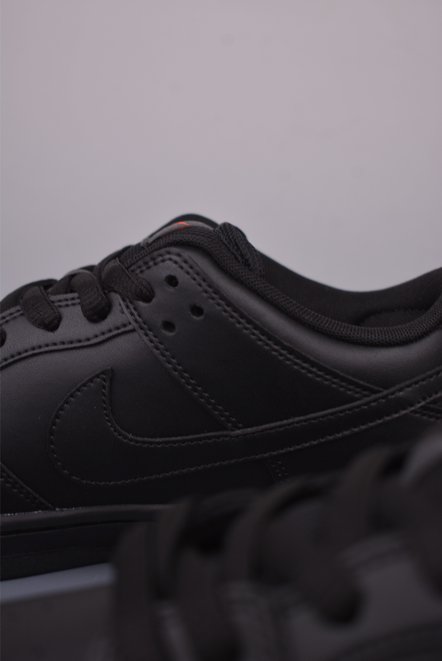 Nike SB Dunk Low Black Leather Sneakers Comfortable and Stylish Shoes 9 i1756335878807 4544 0 7