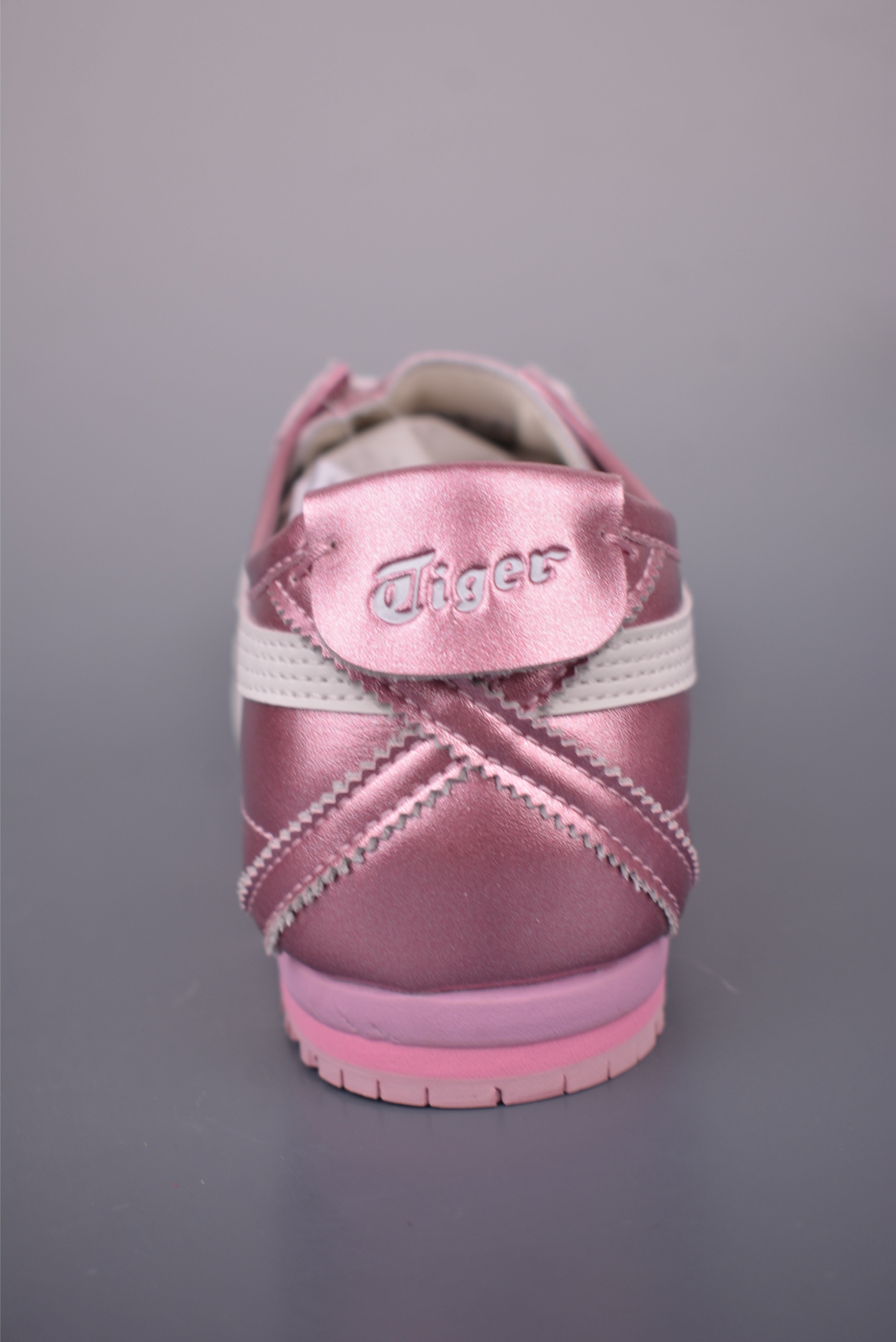 Onitsuka Tiger MEXICO 66 SD Pink Leather Sneakers Retro Running Shoes 5 i1756336353612 3840 0 3