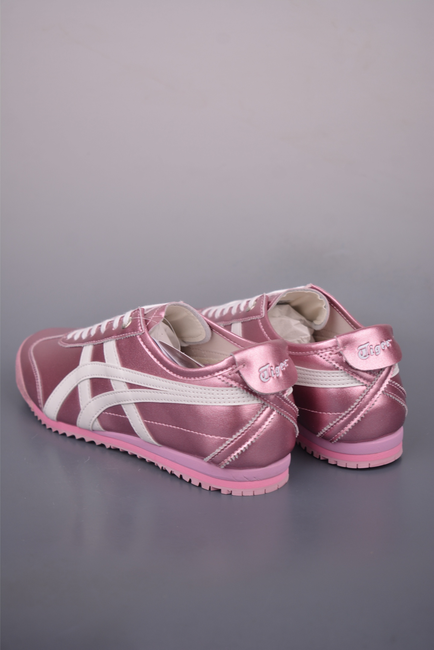 Onitsuka Tiger MEXICO 66 SD Pink Leather Sneakers Retro Running Shoes 3 i1756336355327 6079 0 1