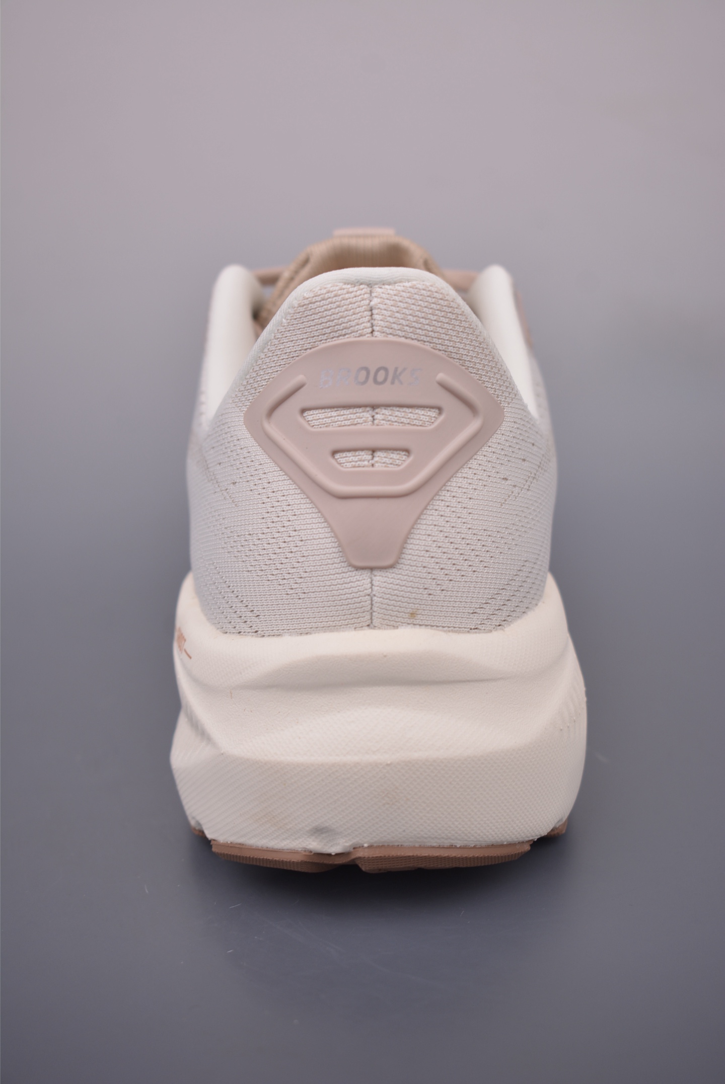 Brooks Ghost 17 Running Shoes: Lightweight, Breathable, and Cushioned for Comfort 4 i1756424368420 1892 0 3